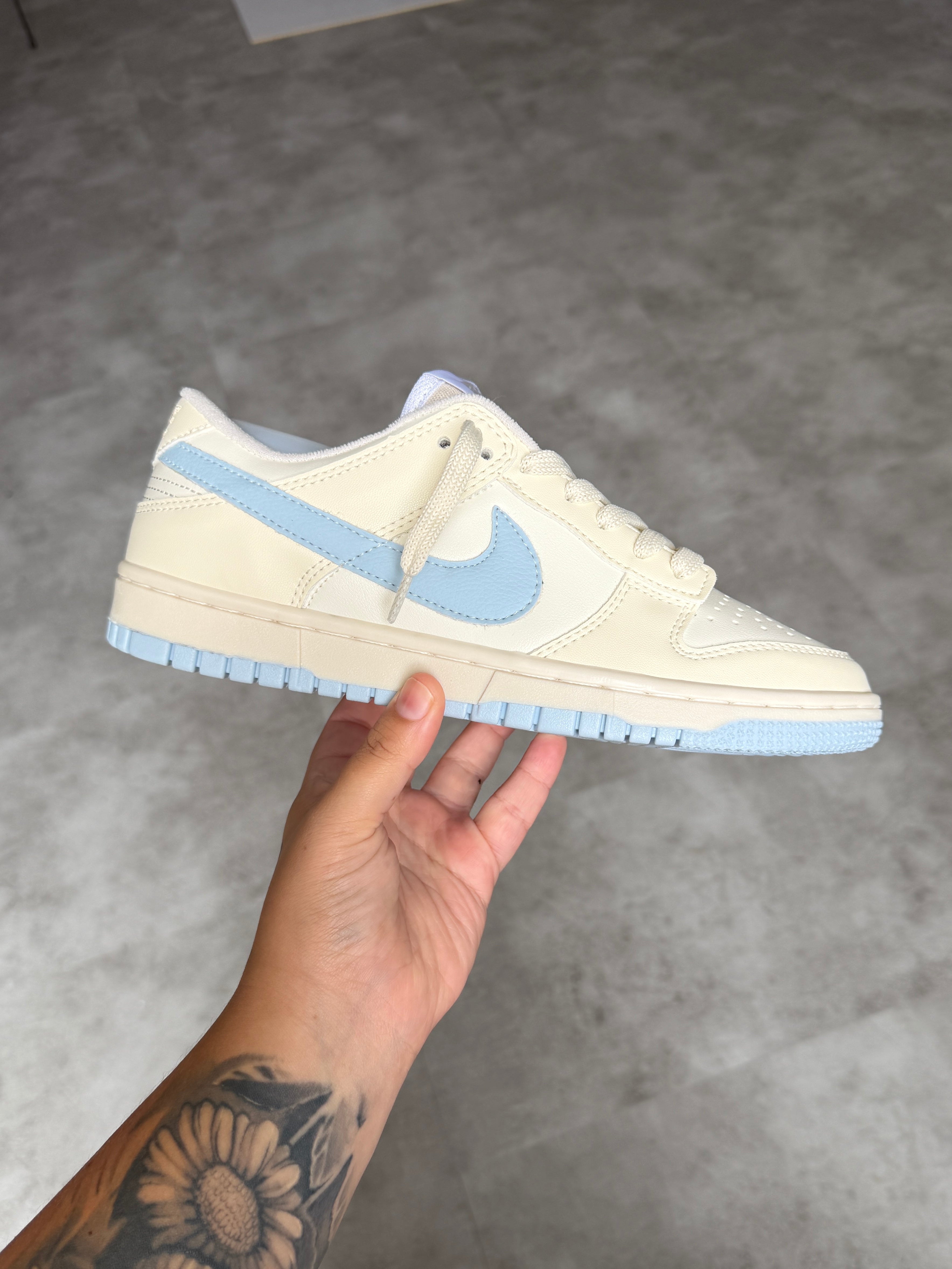 Nike SB Dunk Low Pro - White Gum / Glacier Blue