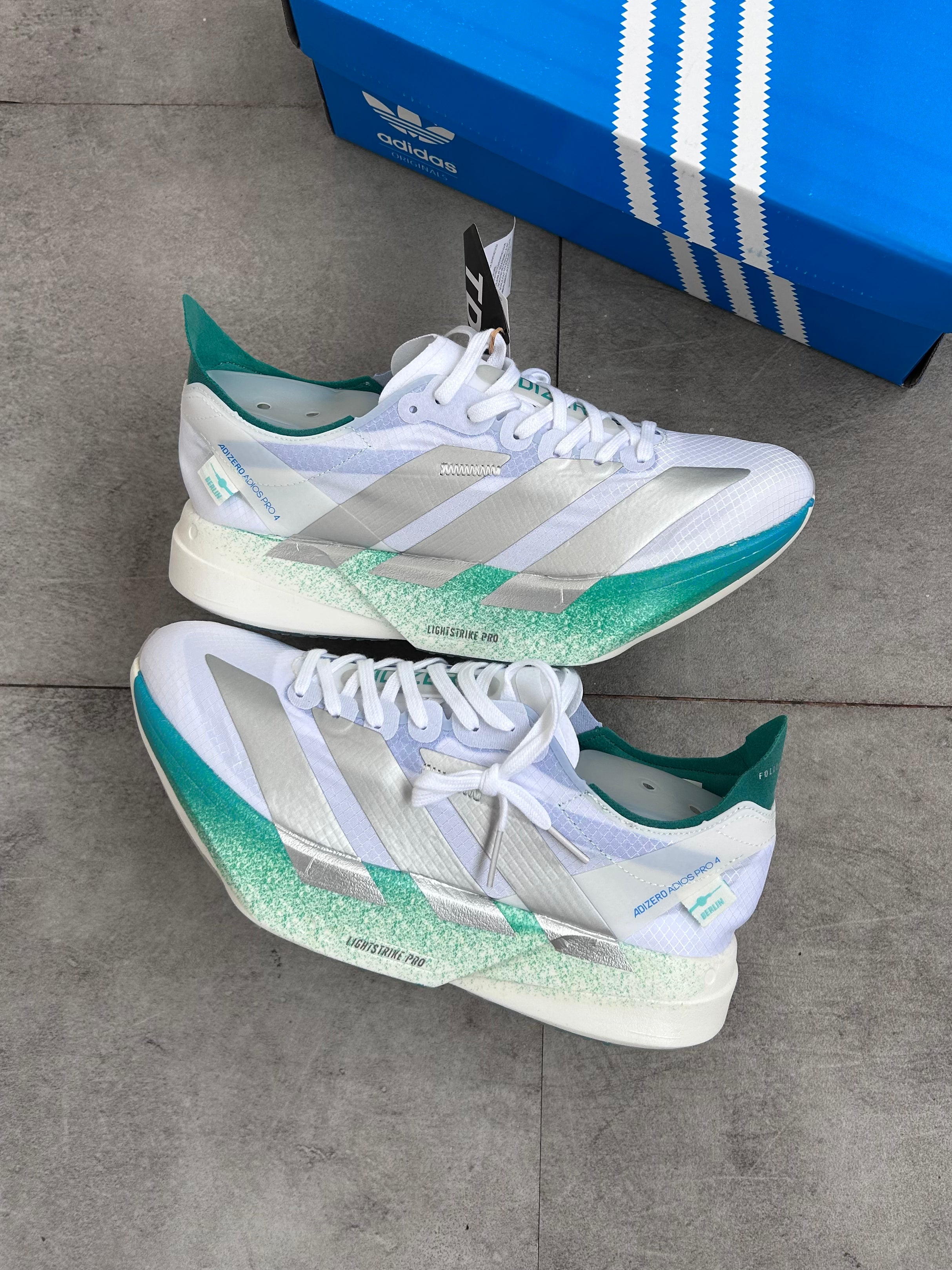 Adidas Adizero Adios Pro 4 – Cloud White / Mint Green / Blue Burst
