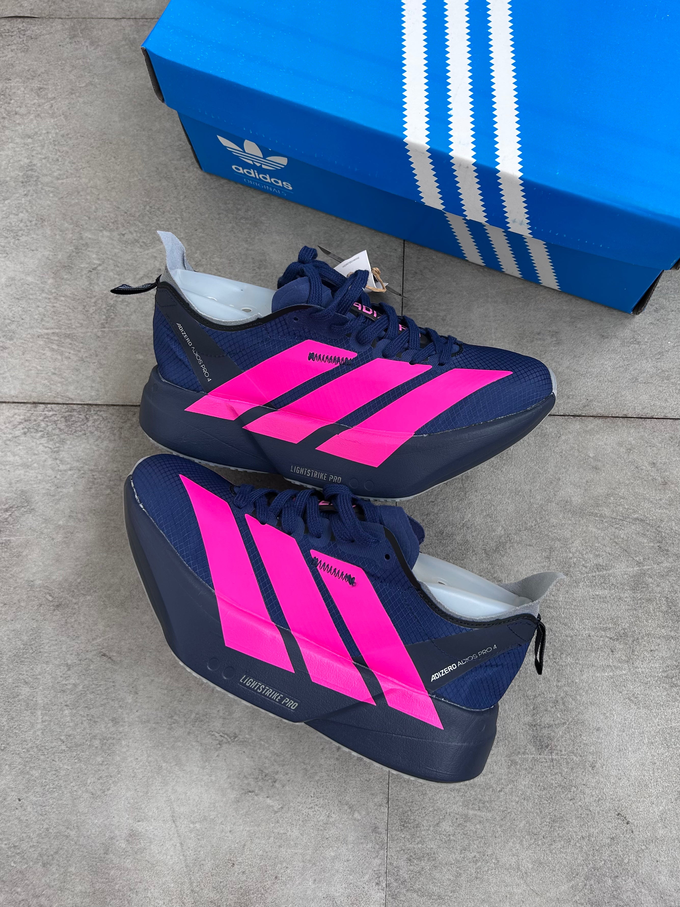 Adidas Adizero Adios Pro 4 – Collegiate Navy / Lucid Pink