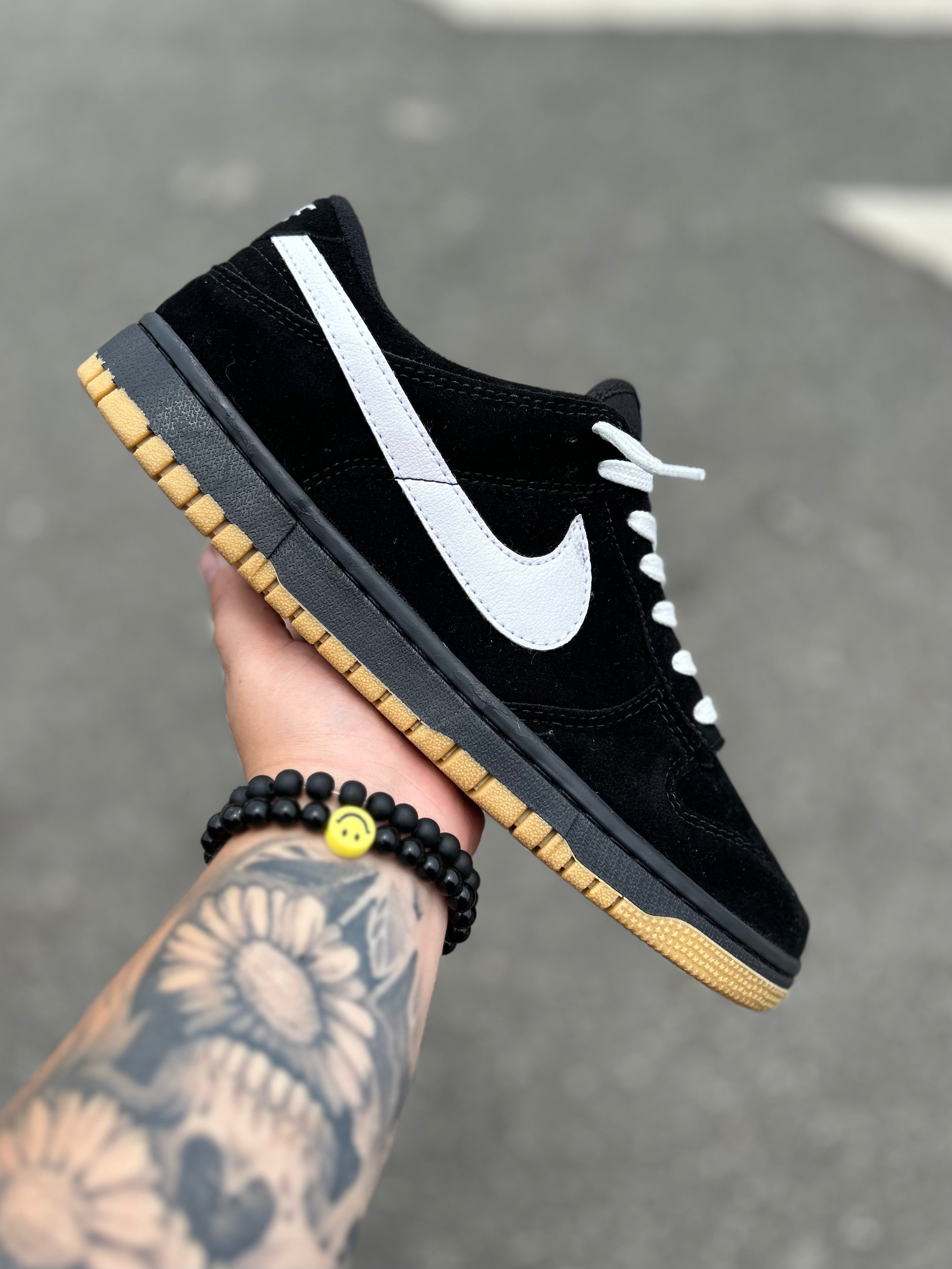 Nike SB Dunk Low Pro - Black Gum