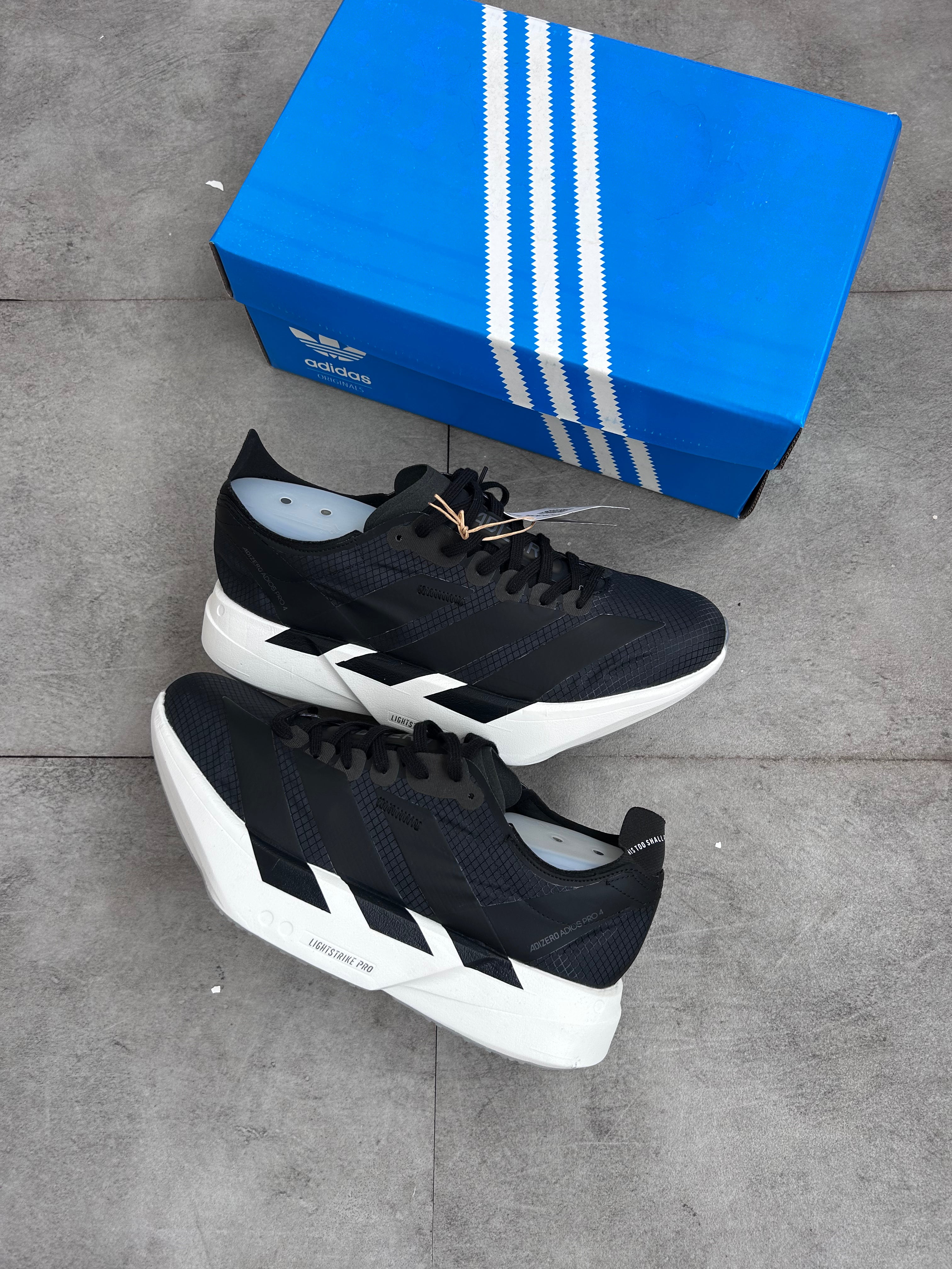 Adidas Adizero Adios Pro 4 – Core Black / Cloud White