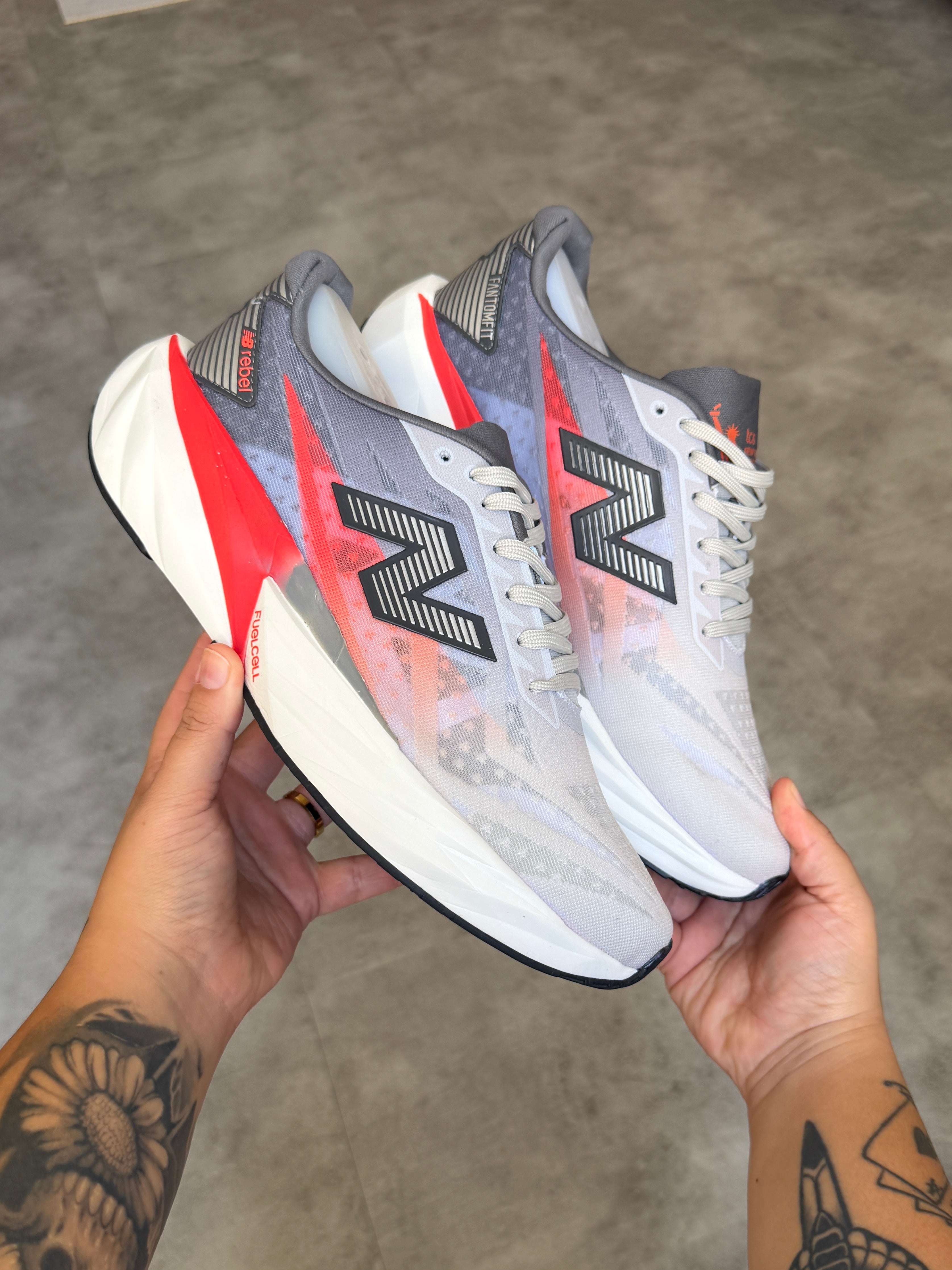 New Balance FuelCell Rebel v5 - White/Red