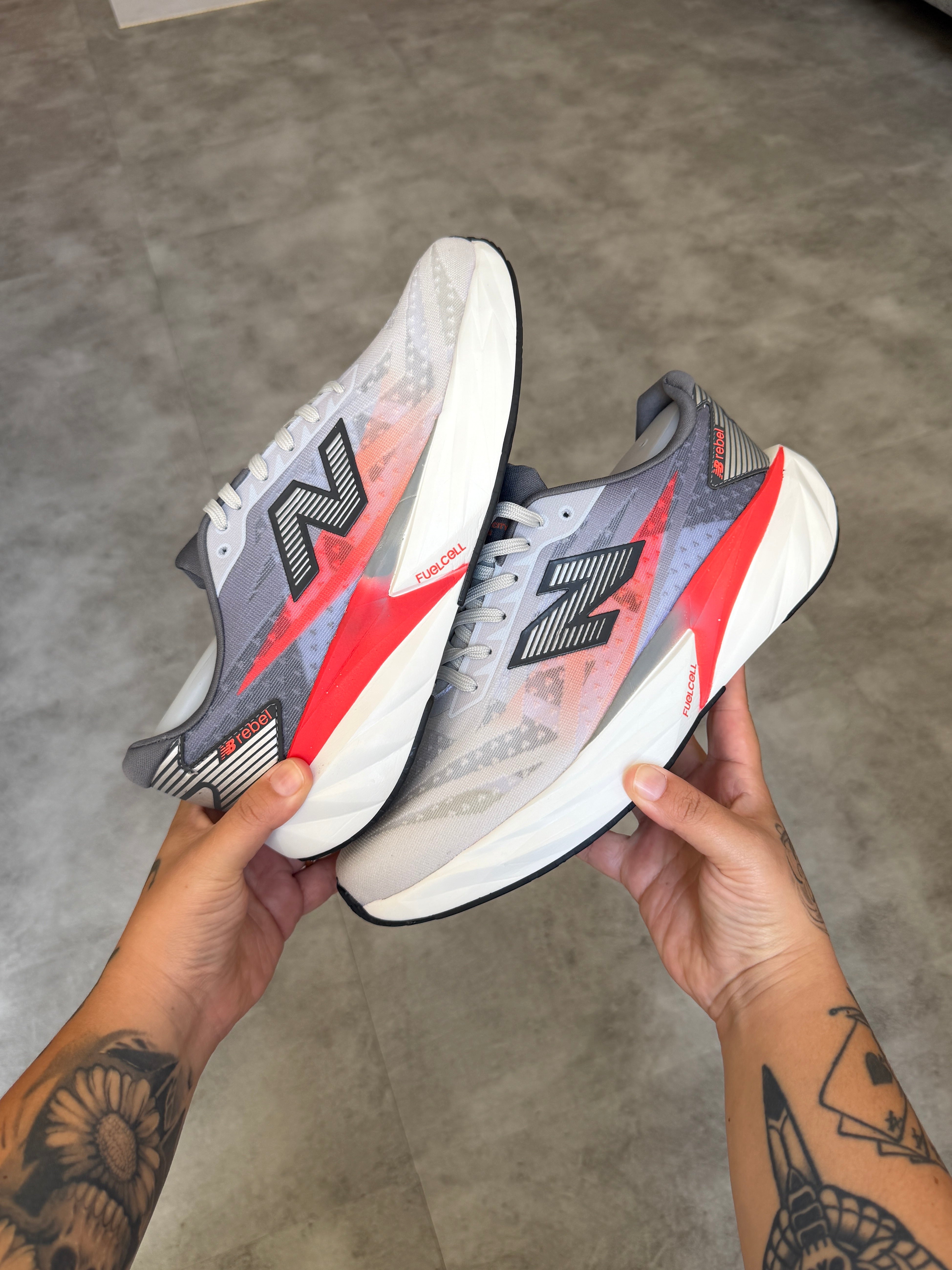 New Balance FuelCell Rebel v5 - White/Red