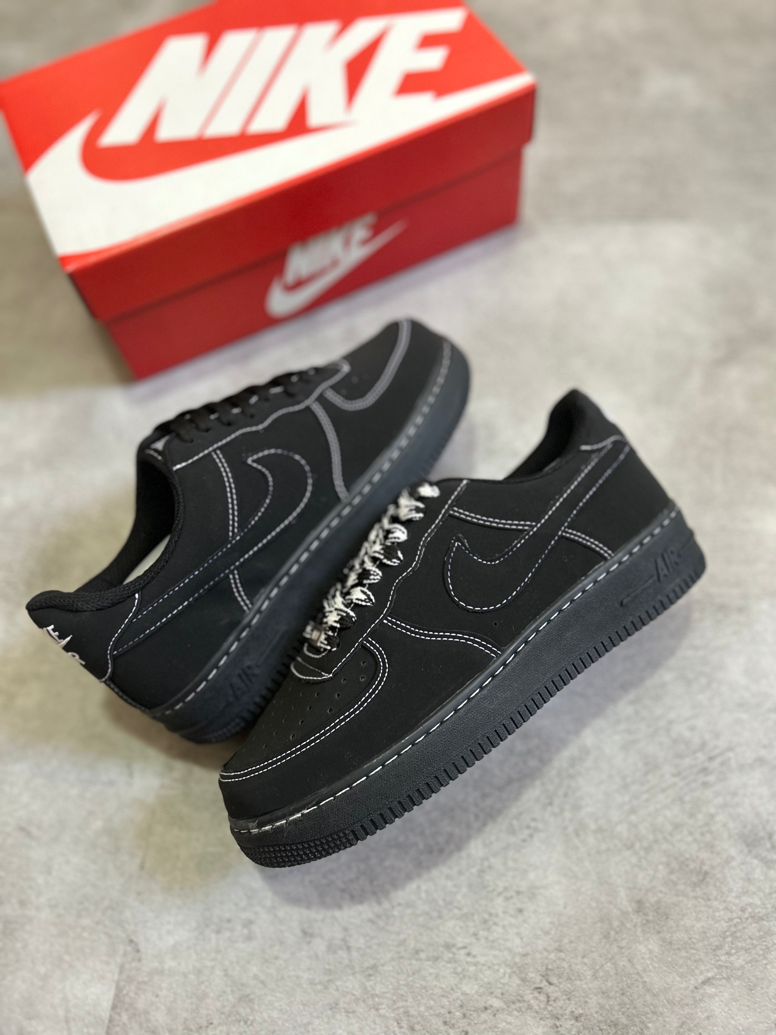 Nike Air Force 1 ’07 - LV8 Black Reflective Stitch
