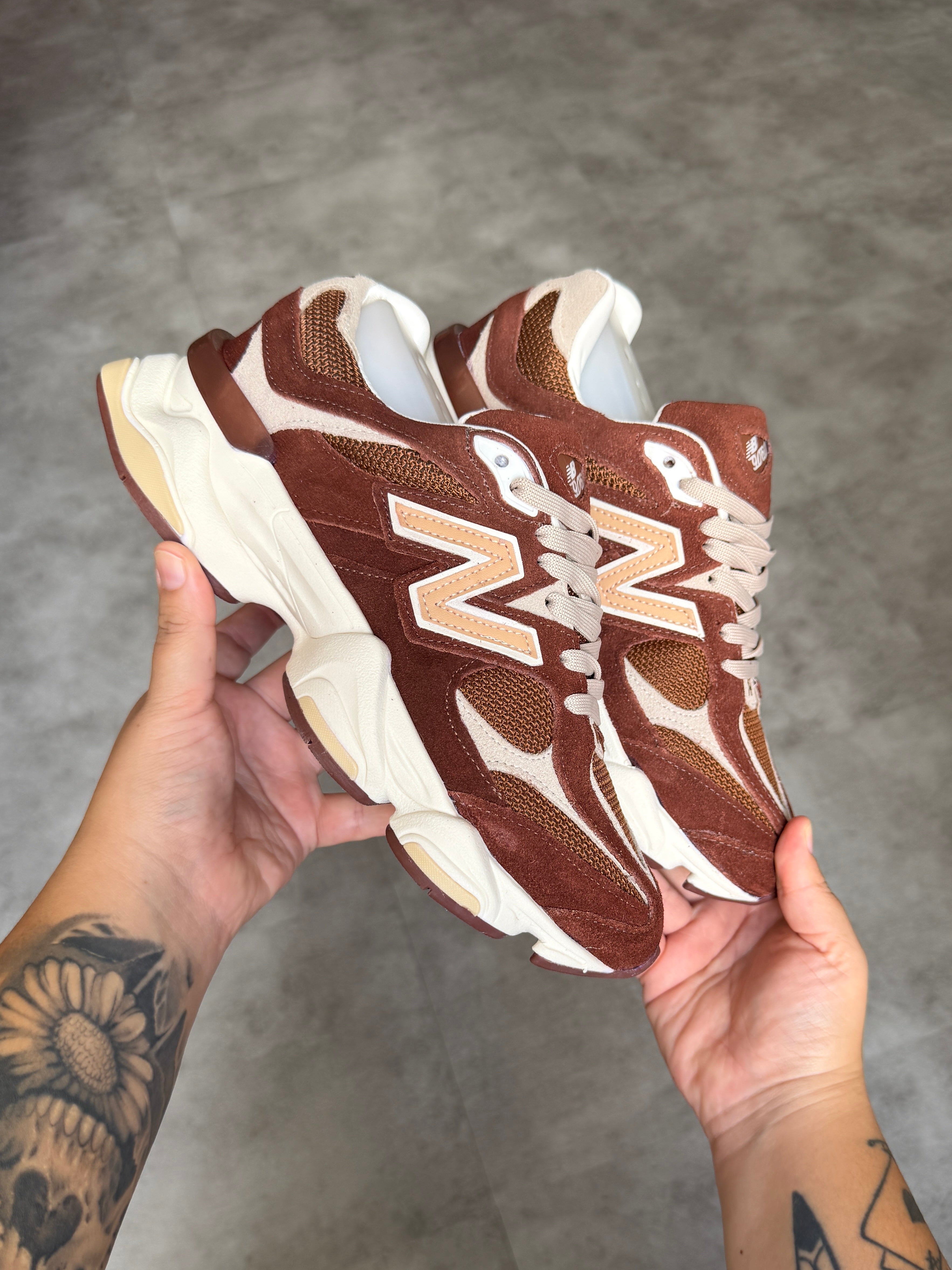 New Balance 9060 - Cherry Blossom / Dark Burgundy
