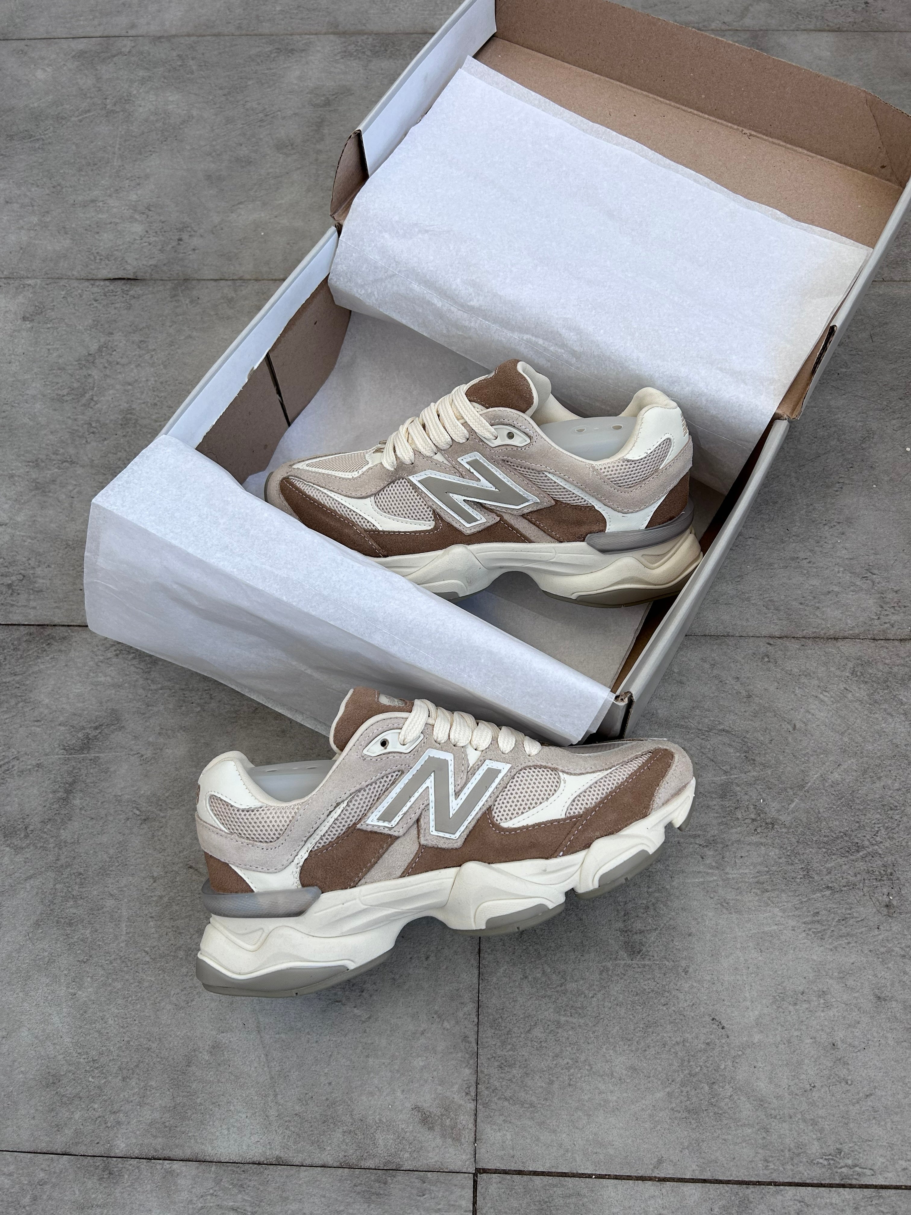 New Balance 9060 - Rose Sugar