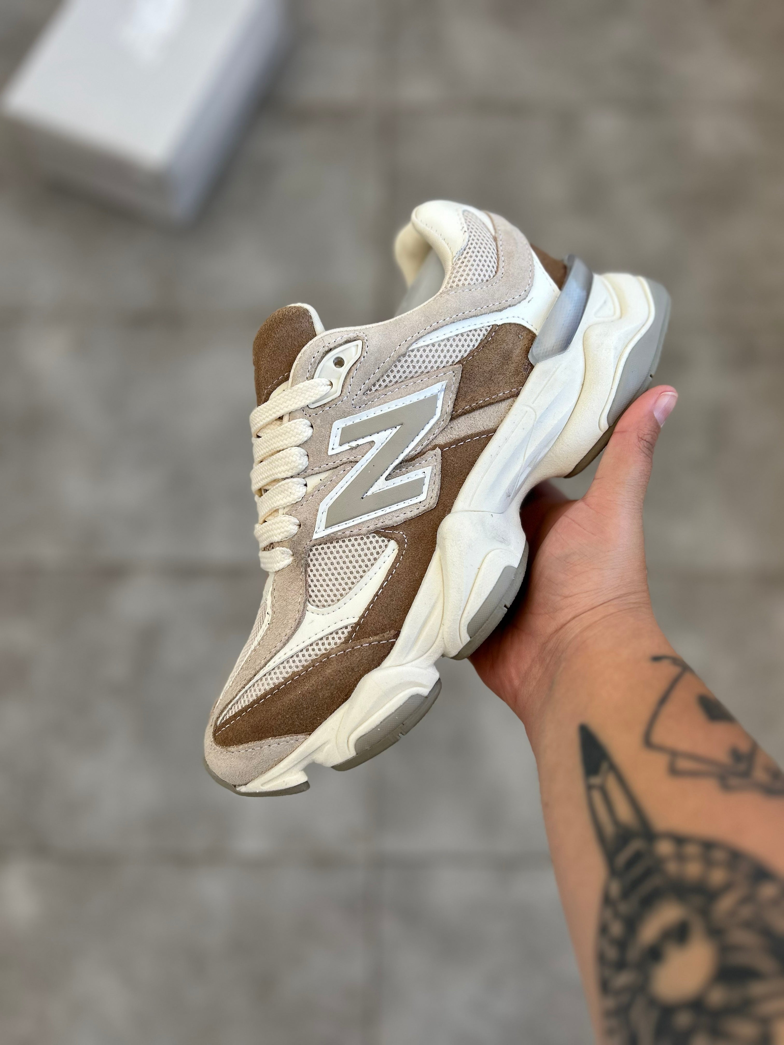 New Balance 9060 - Rose Sugar