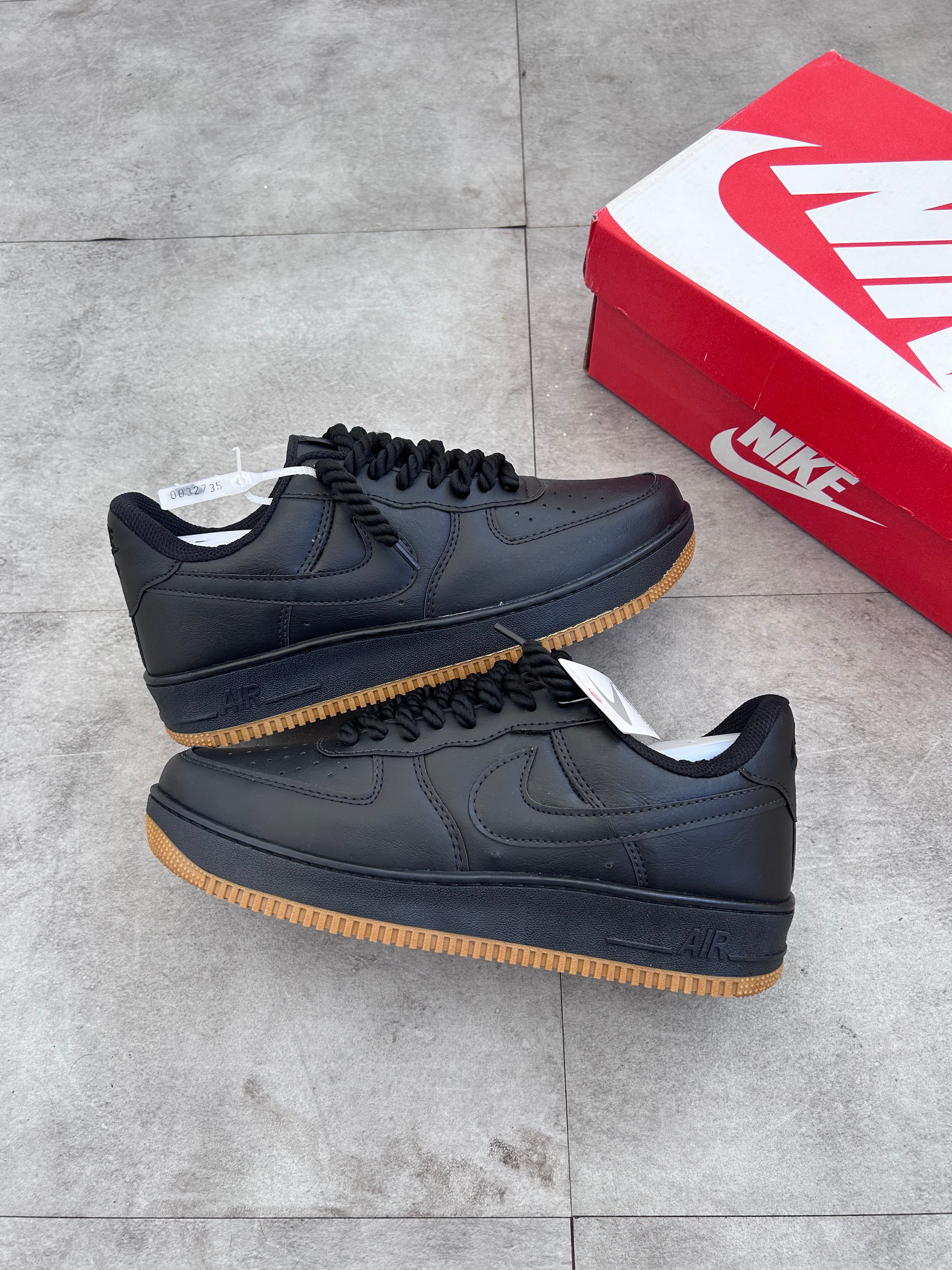 Nike Air Force 1 ’07 - Black Gum