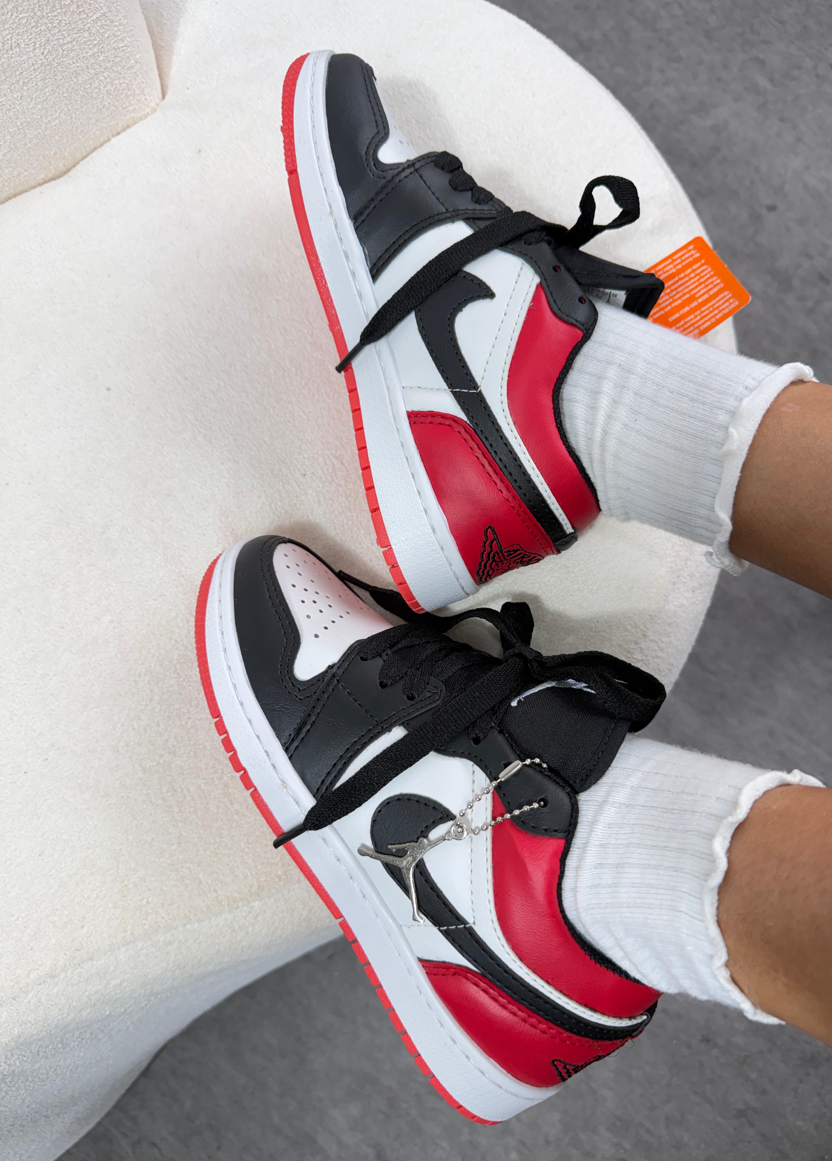 Nike Air Jordan 1 Low OG Black Toe Preto Branco Vermelho