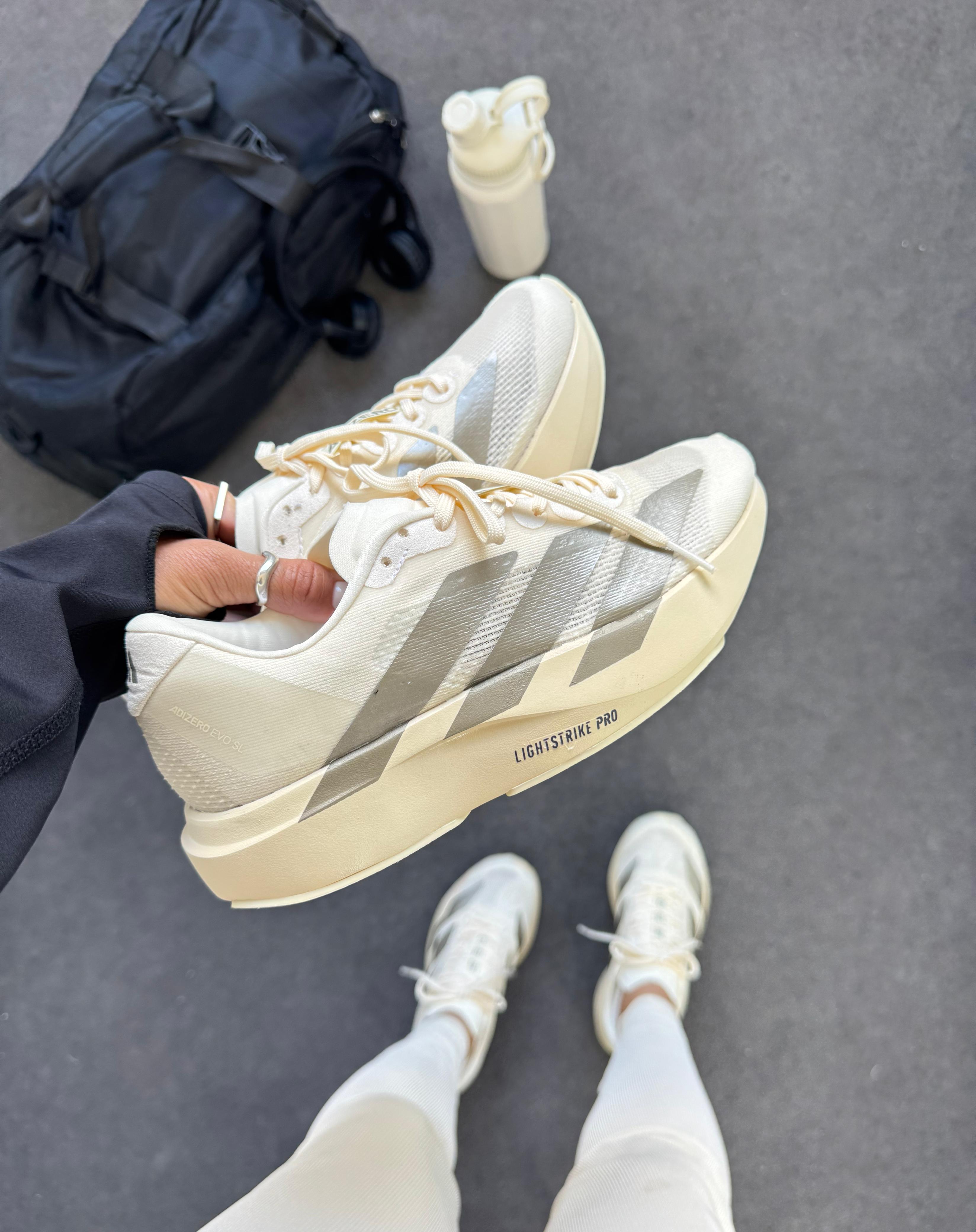 Adidas Adizero Evo SL Off White Prata