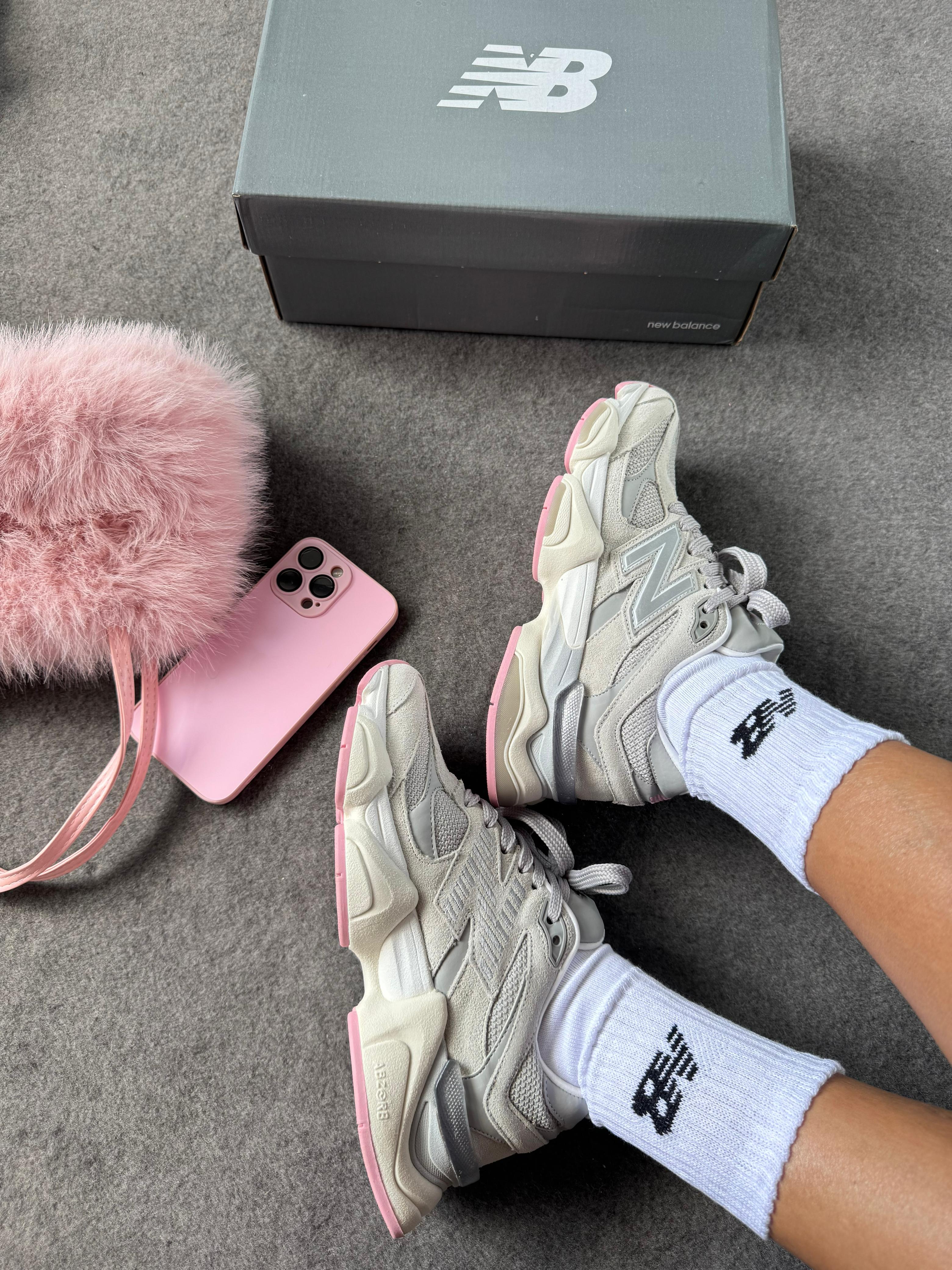 New Balance 9060 Cinza Rosa