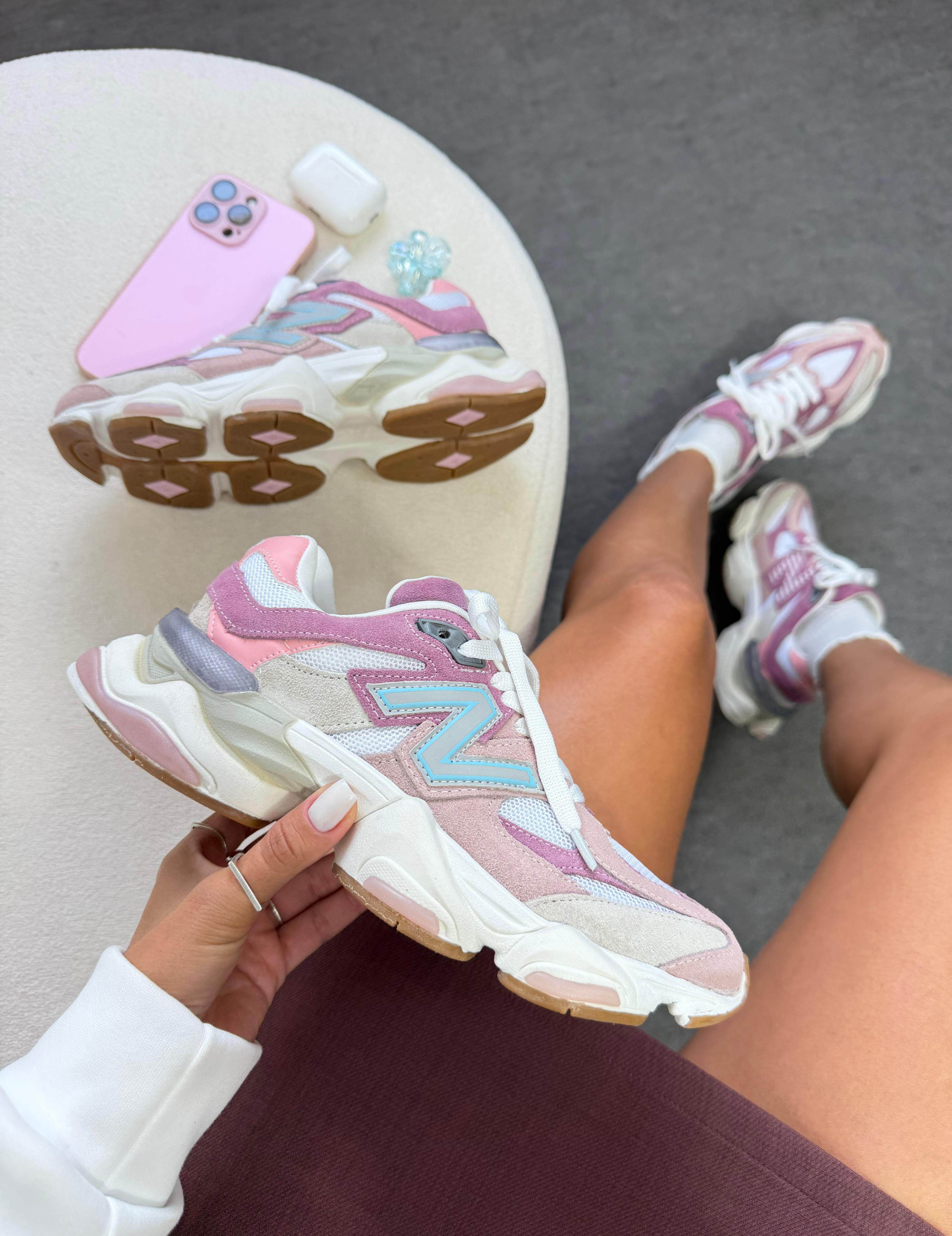 New Balance 9060 Cinza Rosa