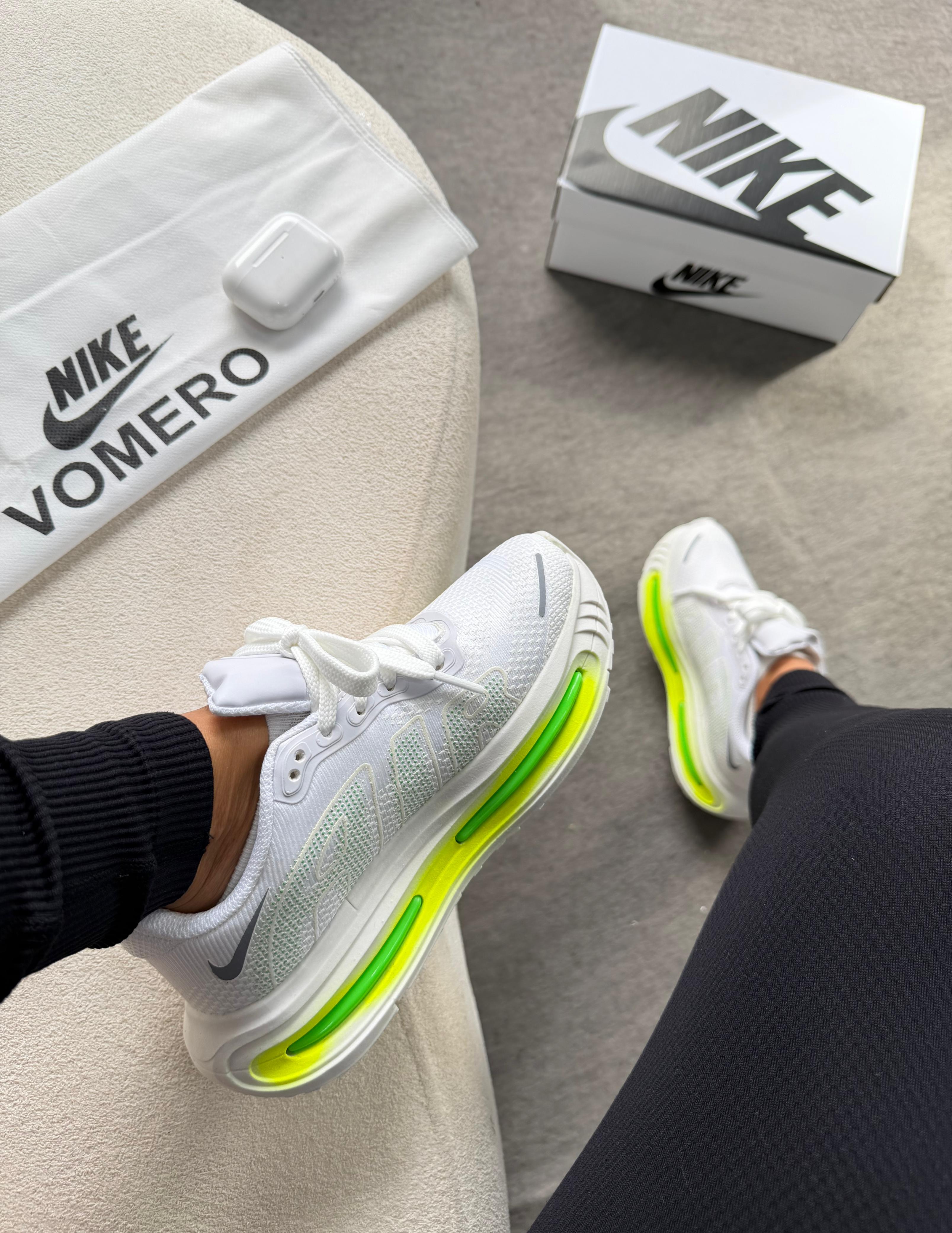 Nike Zoom Vomero 17 Branco Limão