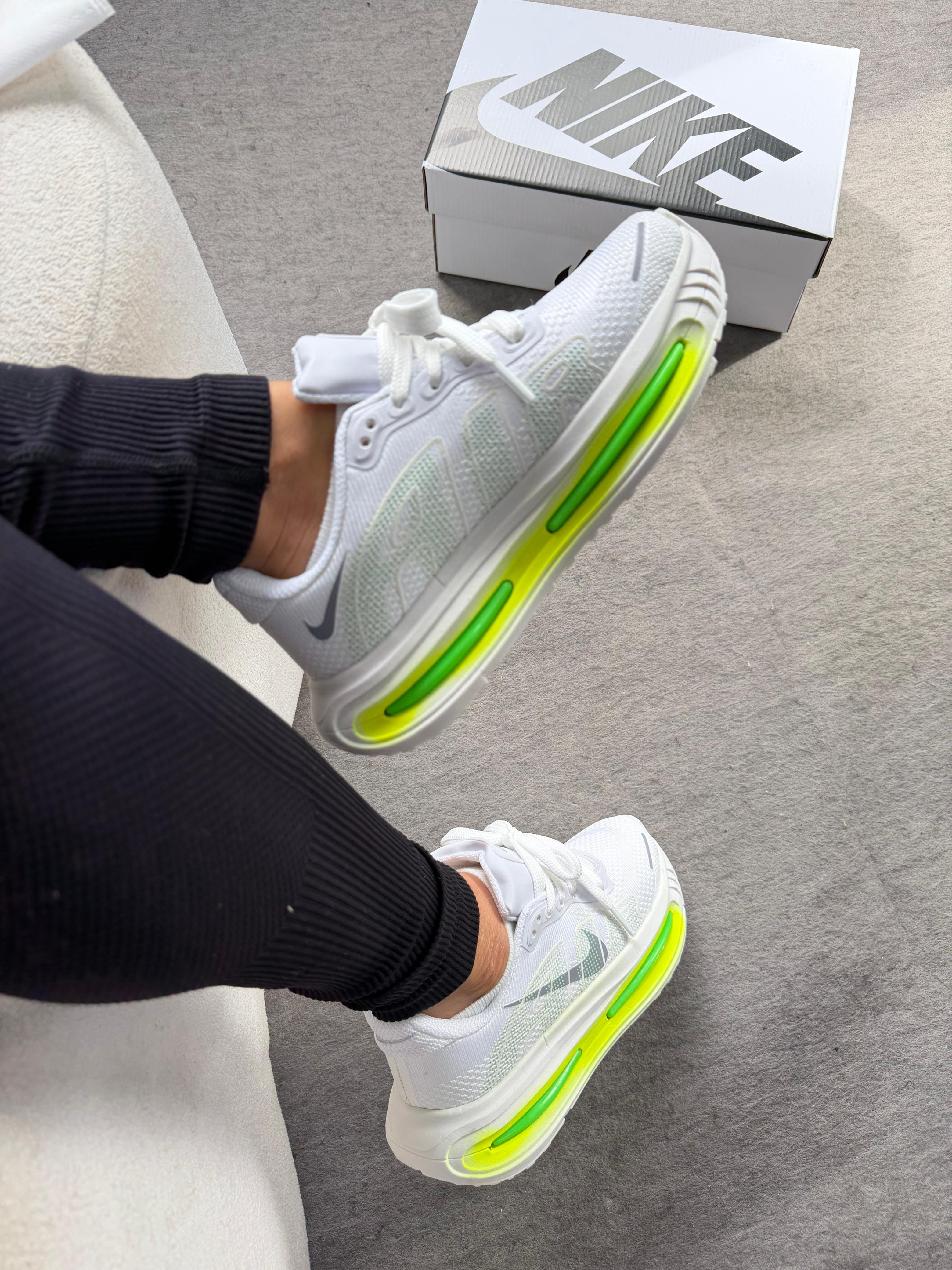 Nike Zoom Vomero 17 Branco Limão