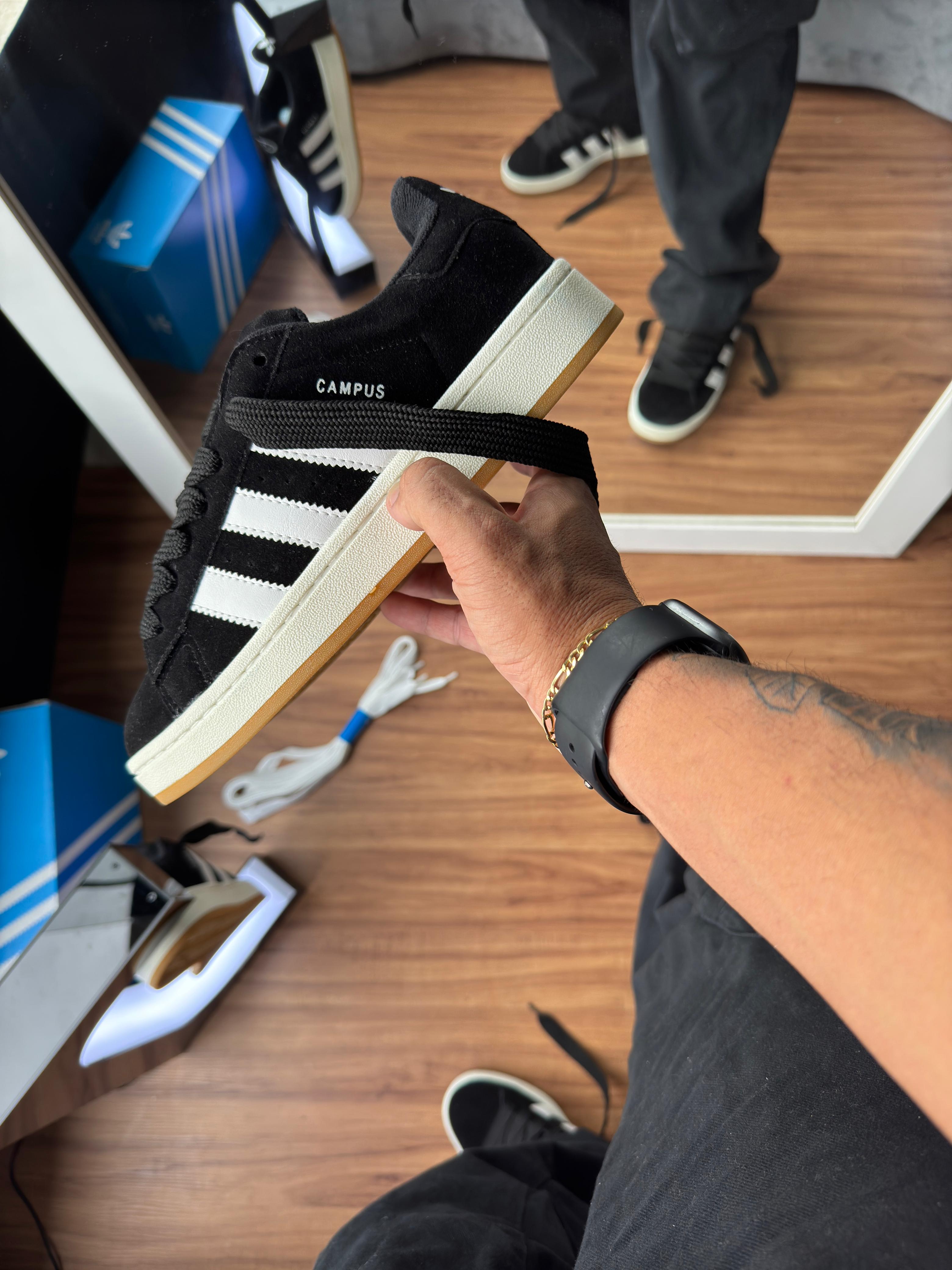 Adidas Campus 00s Triple Preto