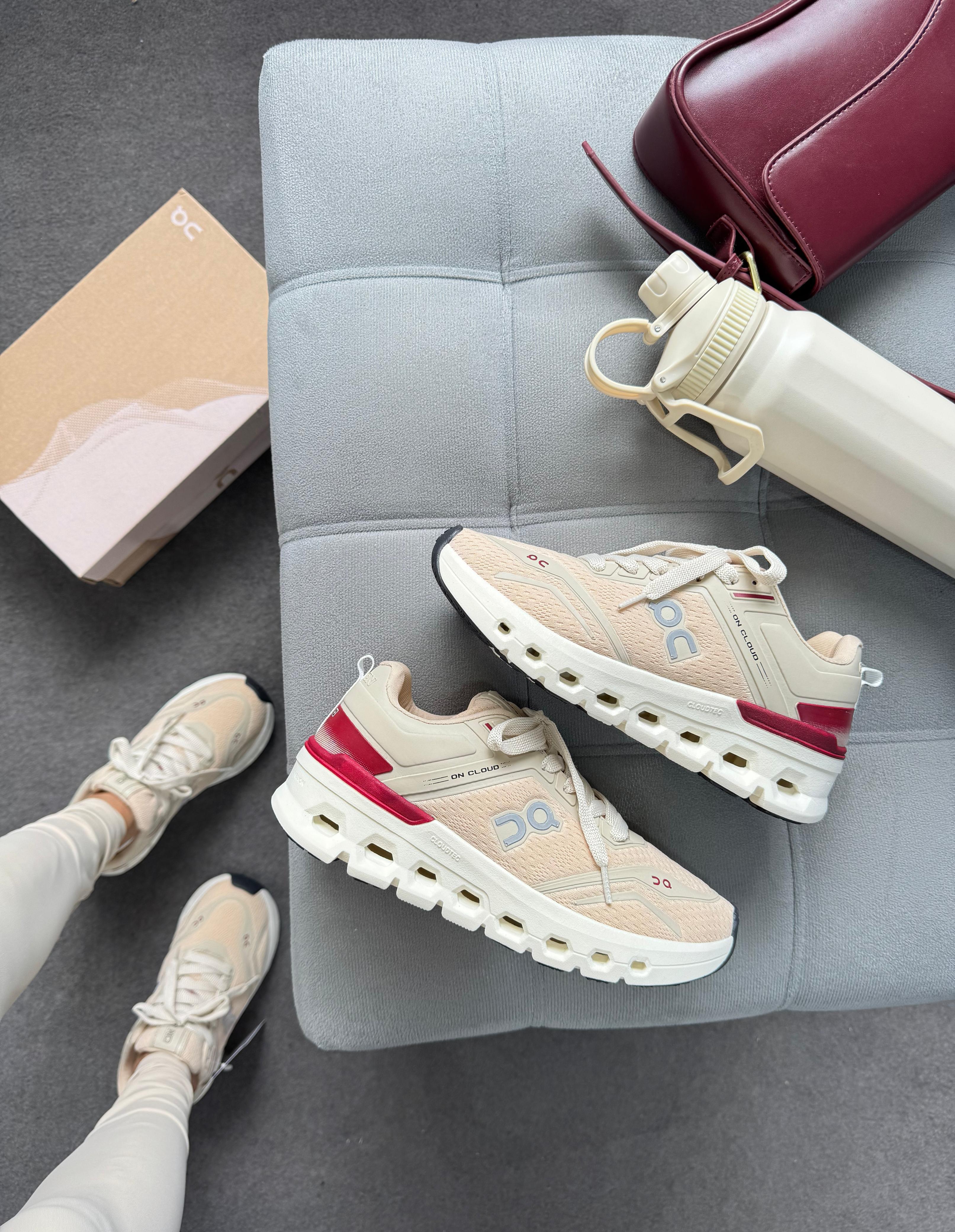 On Cloudrunner 2 Off White Bege