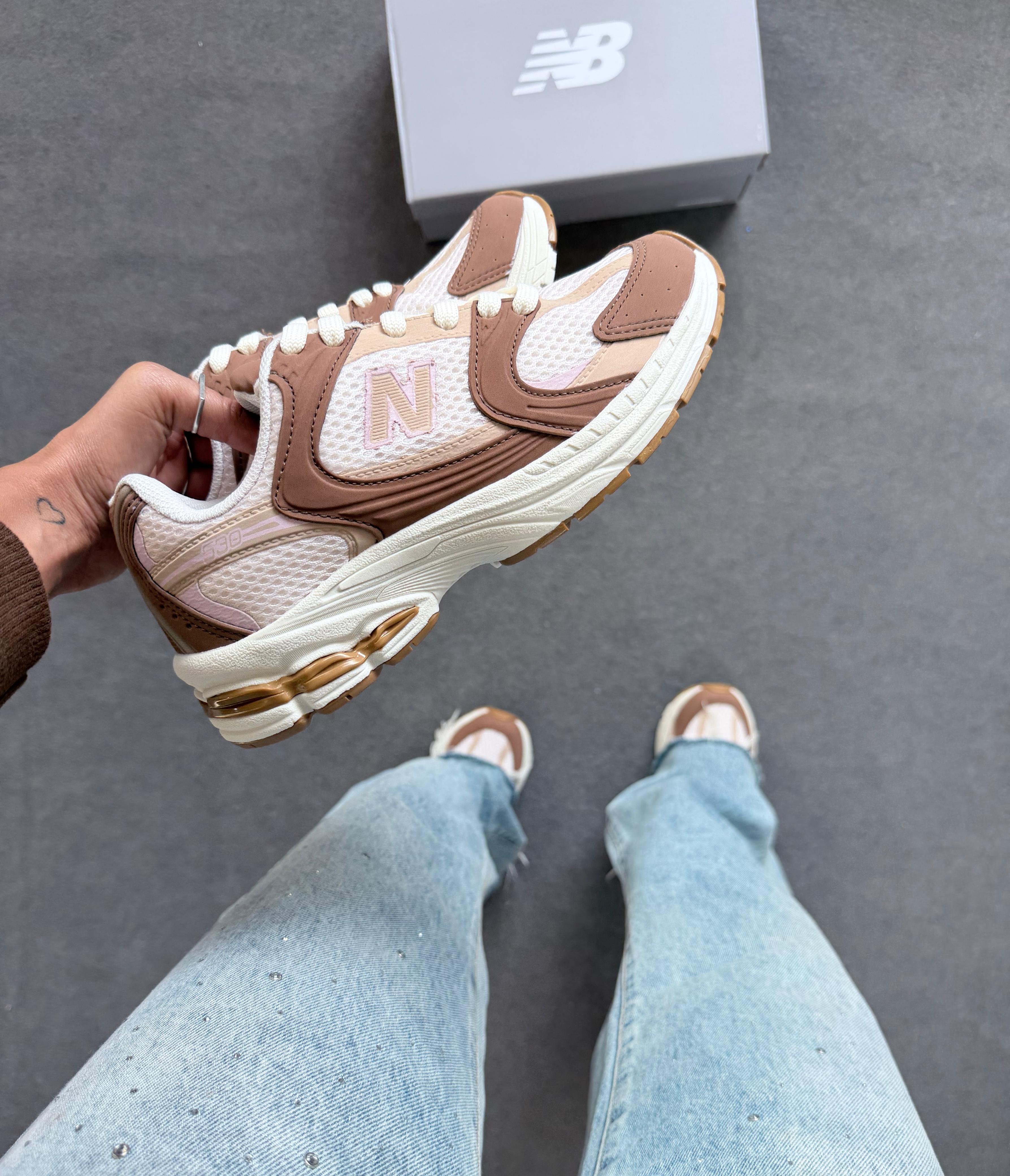 New Balance 530 Turbo Caramelo Bege