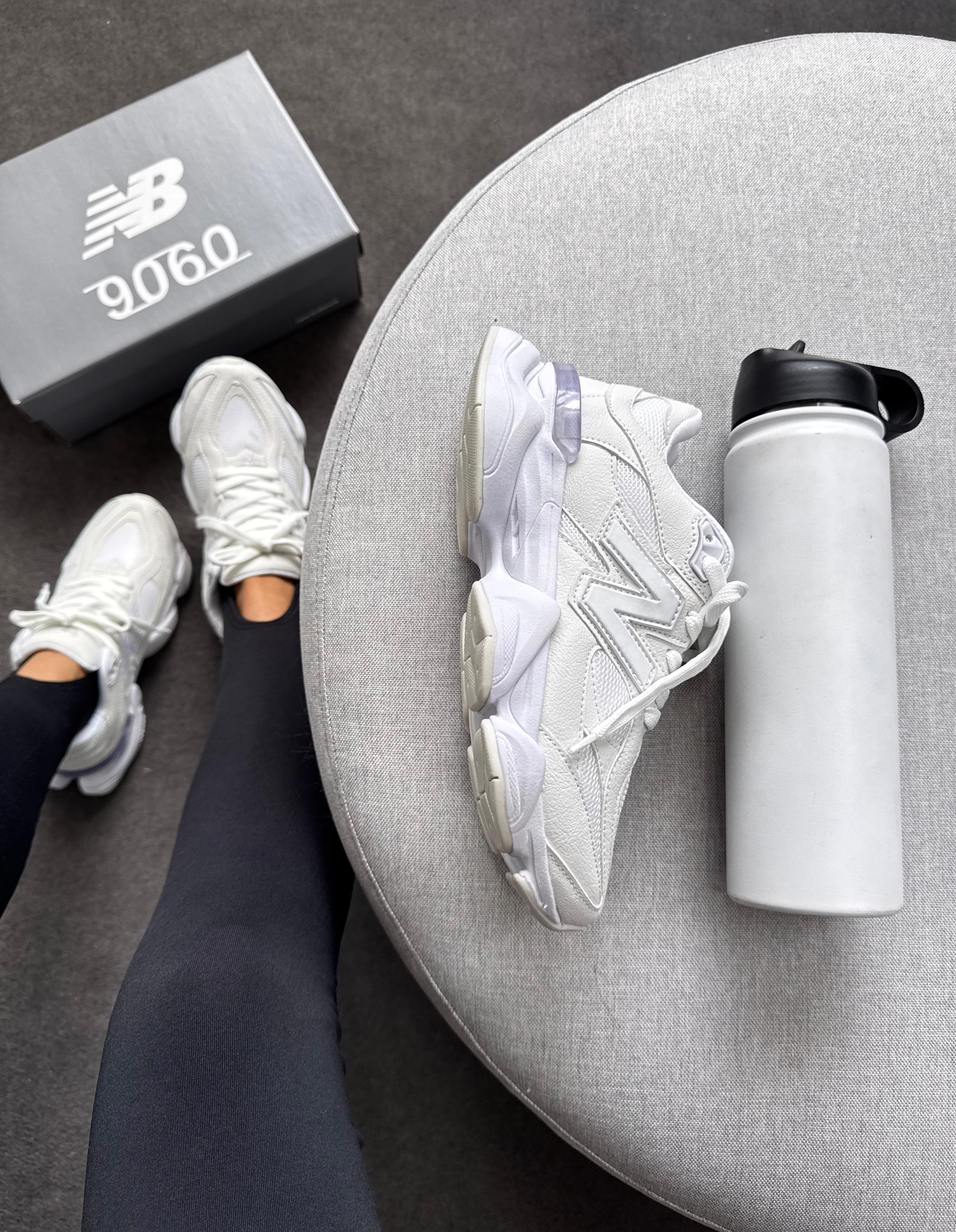 New Balance 9060 Triple Branco