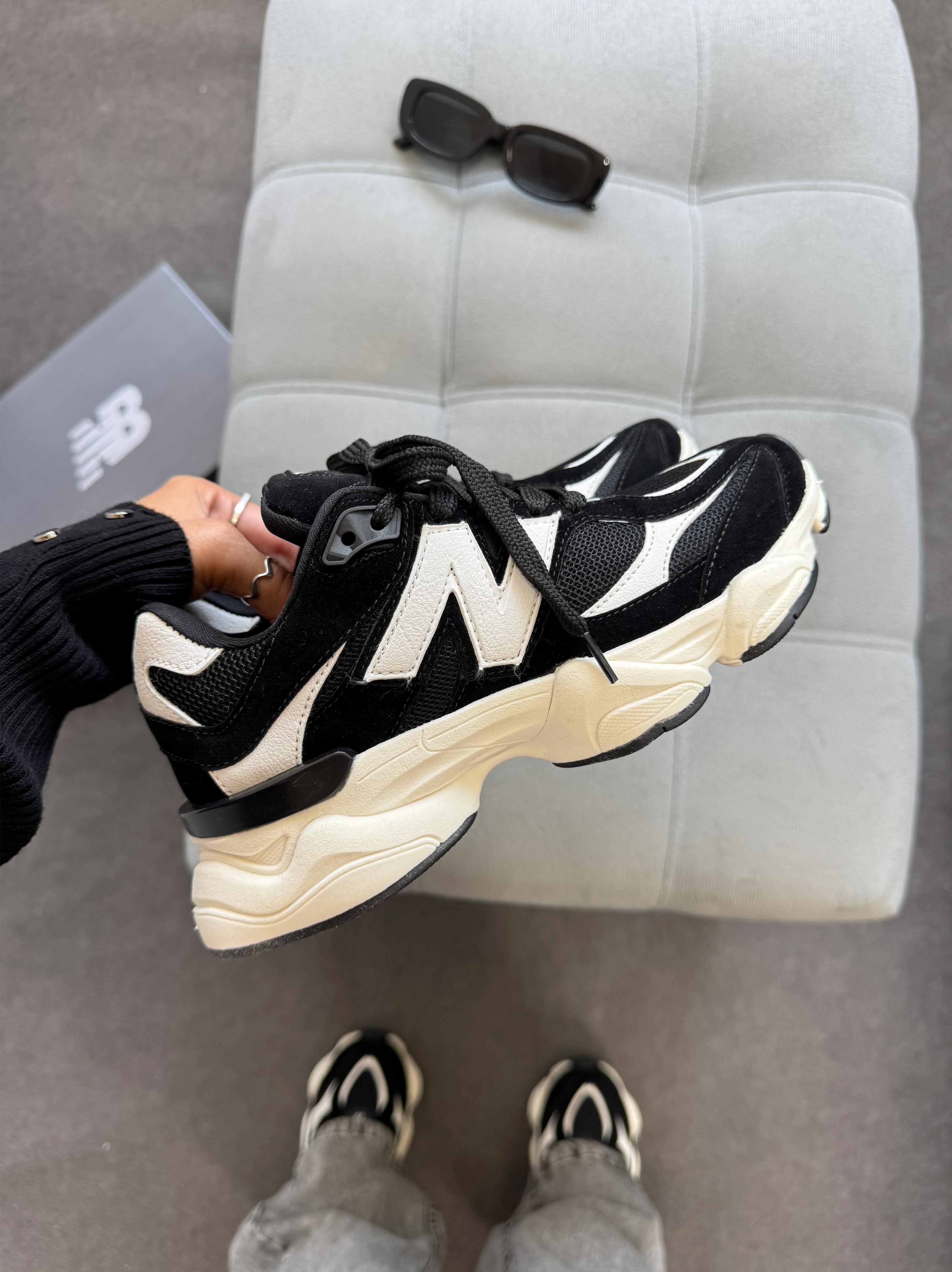 New Balance 9060 Preto Branco