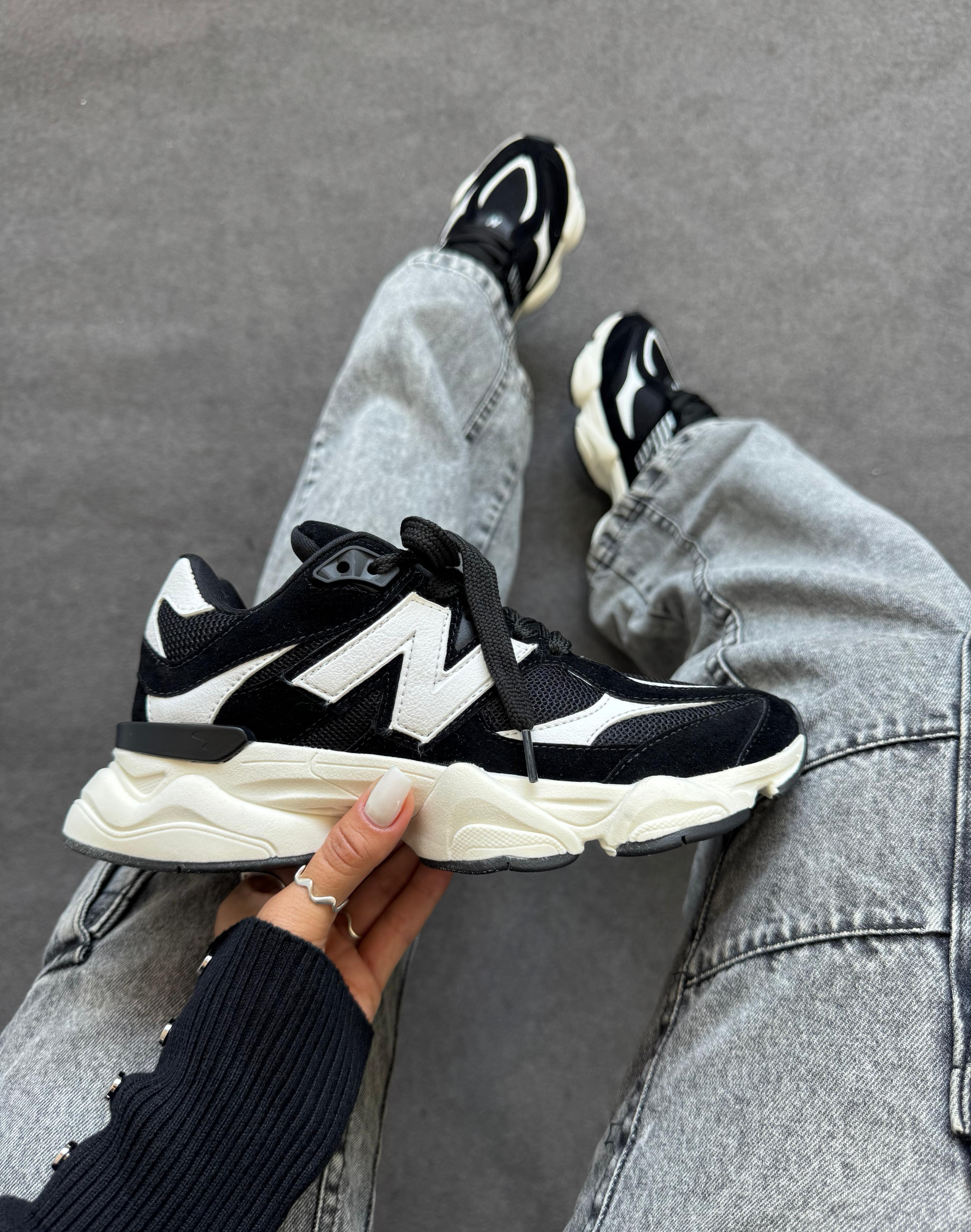 New Balance 9060 Preto Branco