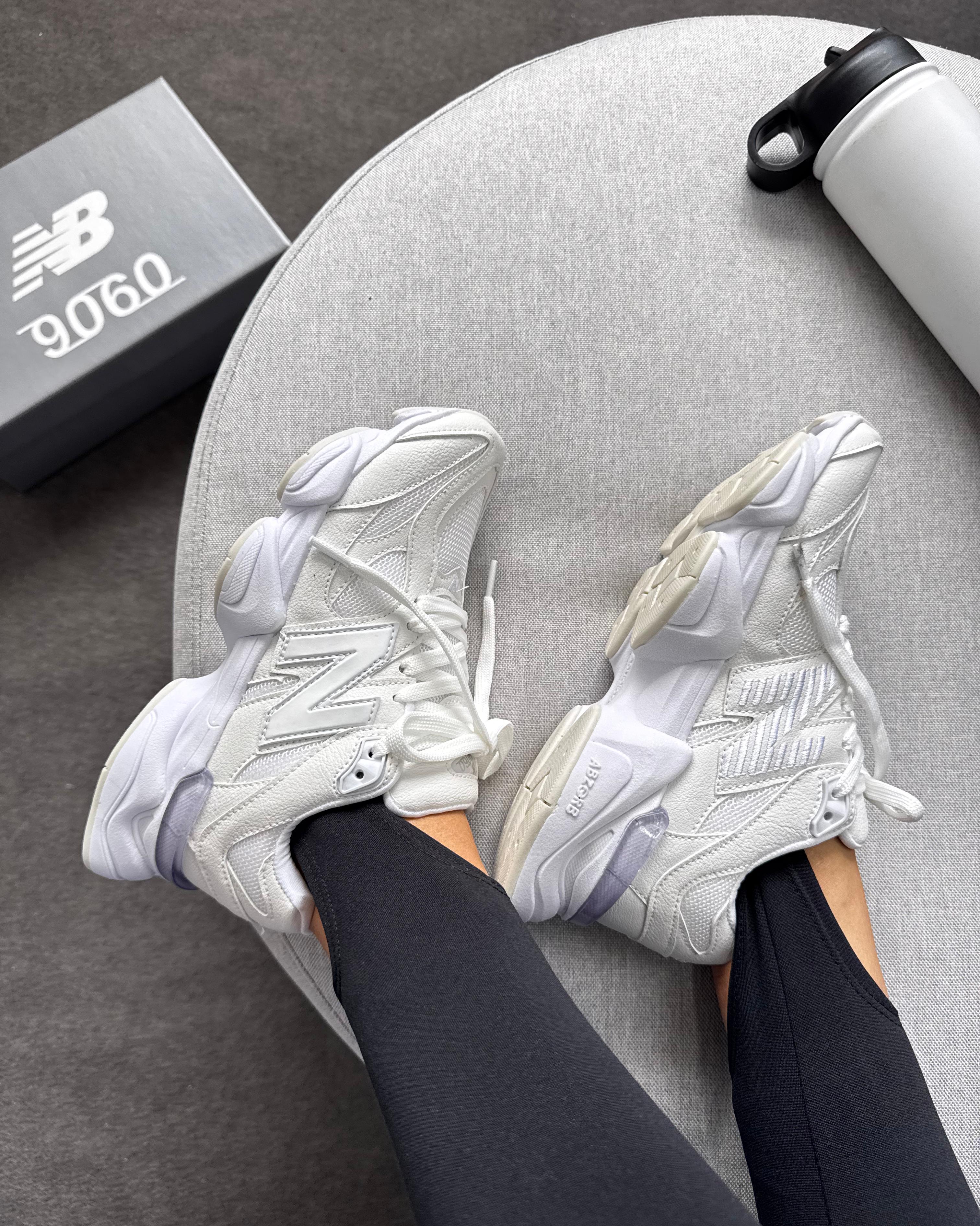 New Balance 9060 Triple Branco
