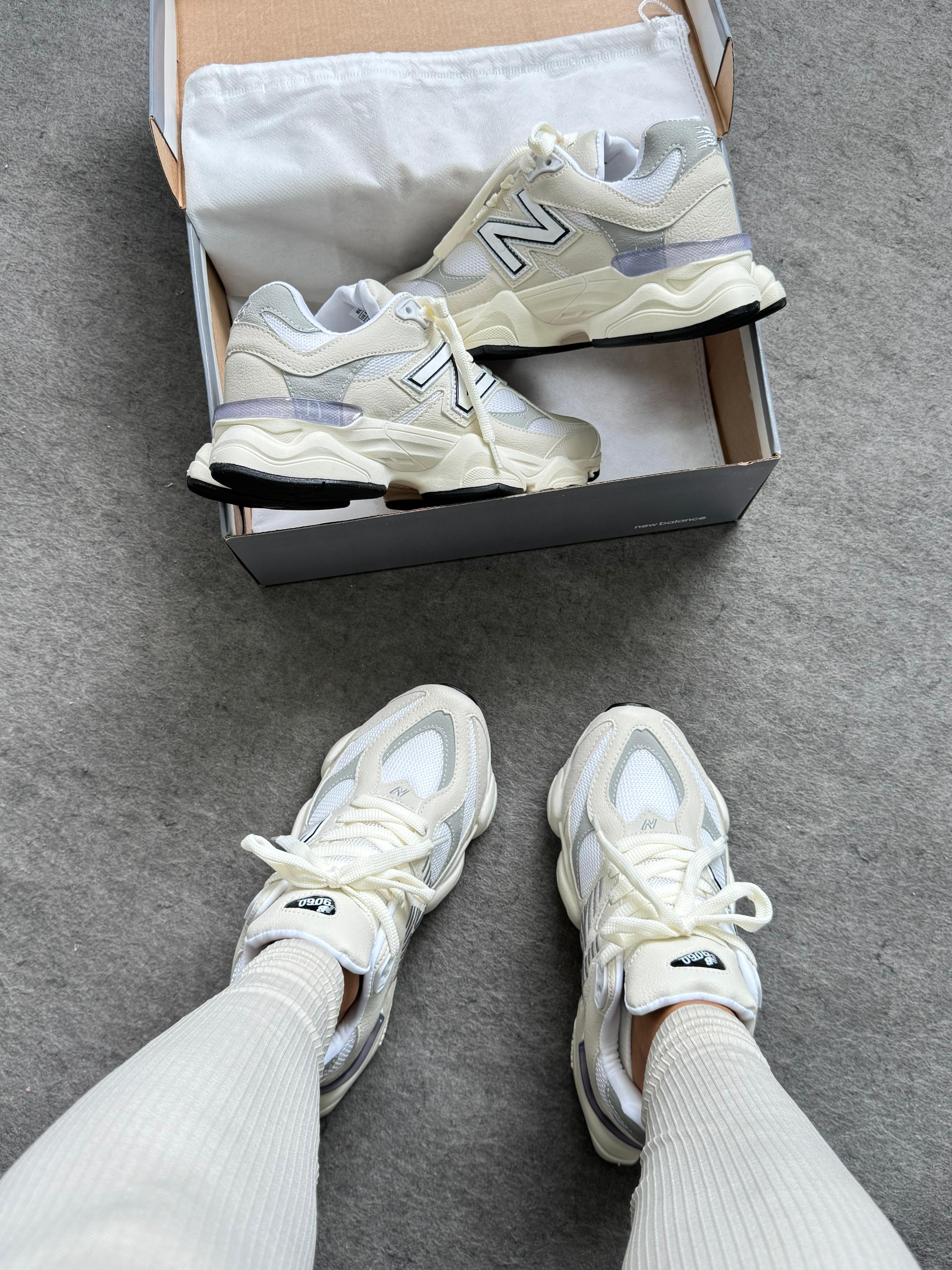 New Balance 9060 Off White Cinza