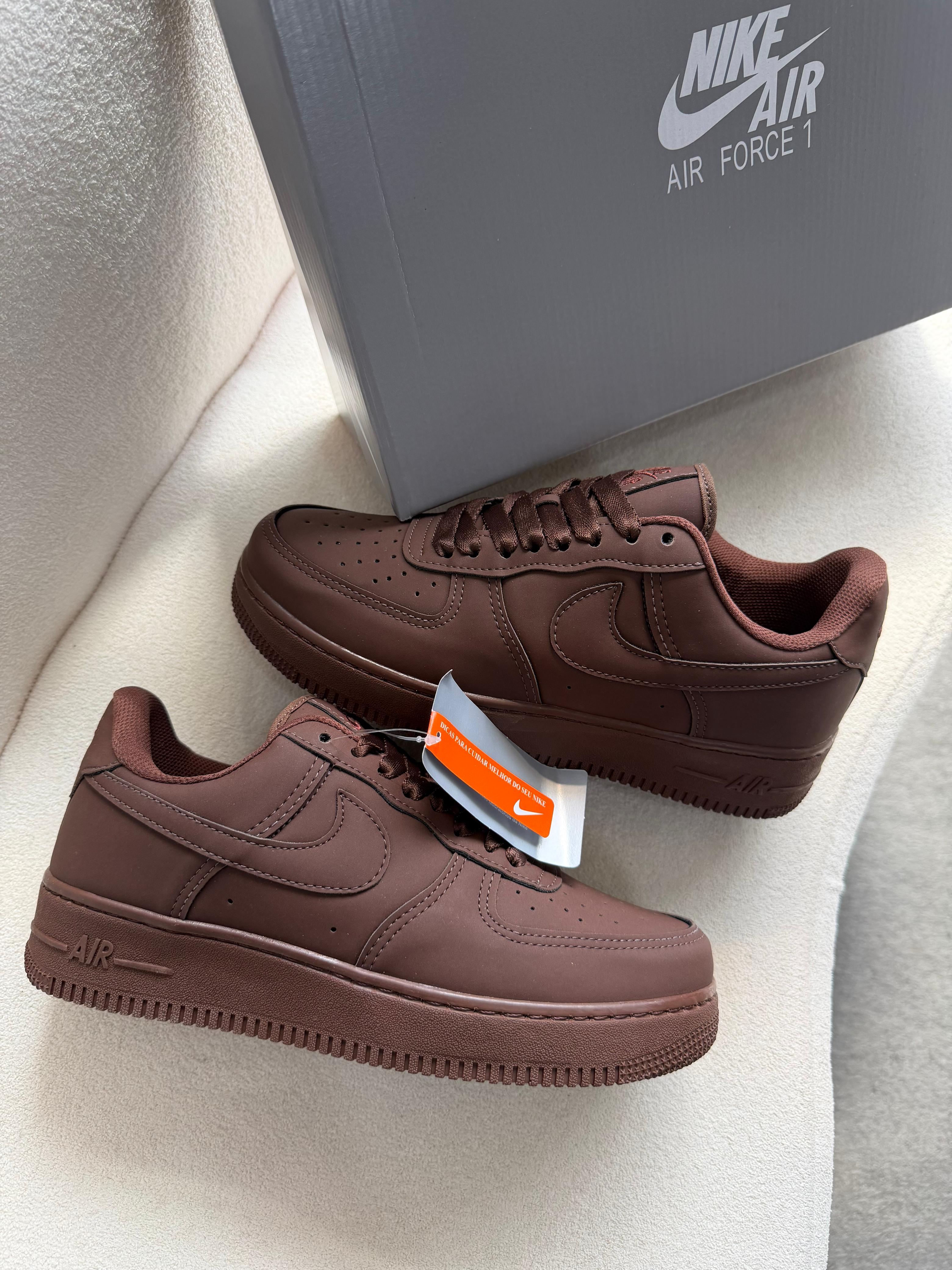 Nike Air Force 1 Low Prime Triple Chocolate