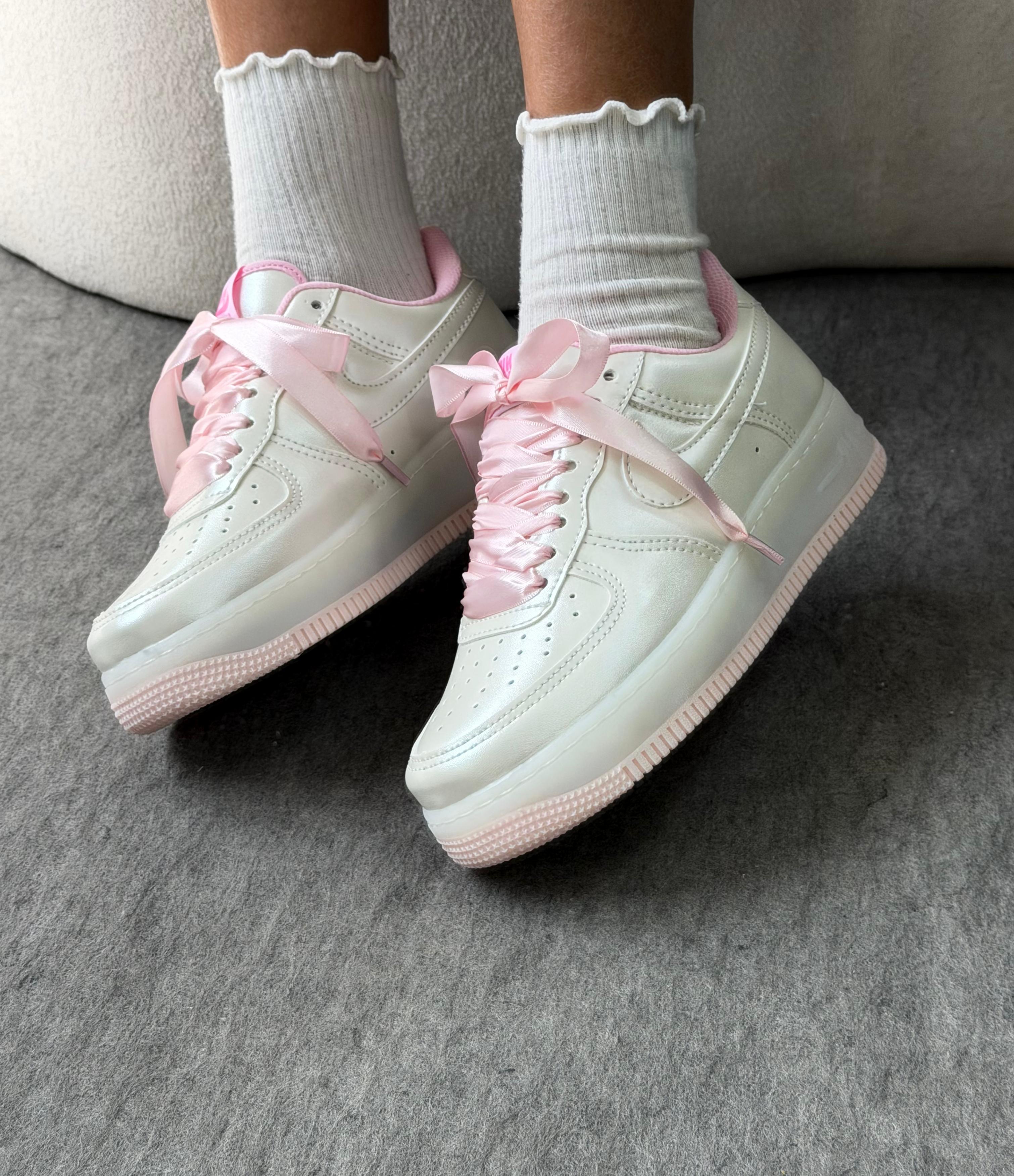 Nike Air Force 1 Low Prime Branco Rosa