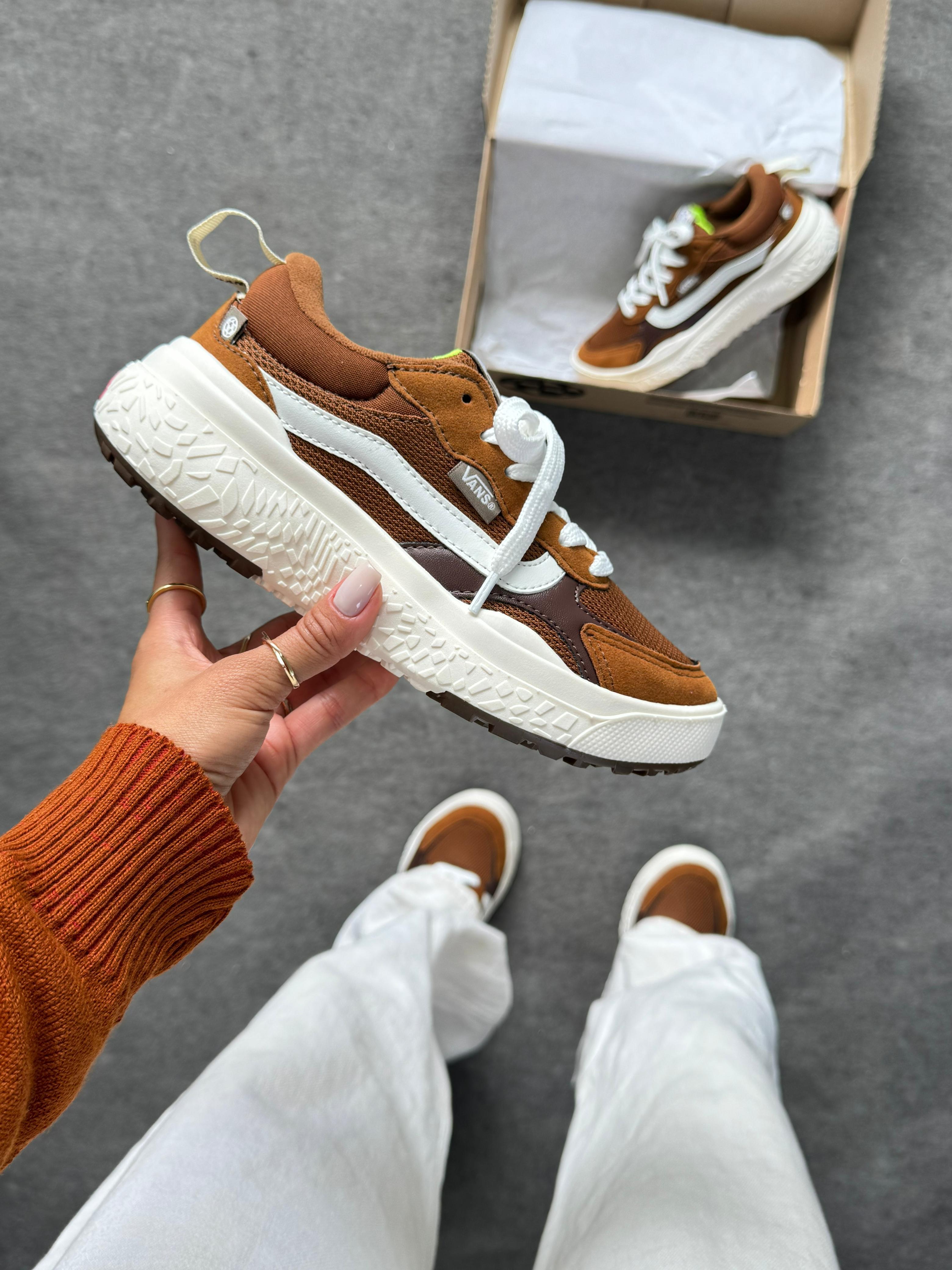 Vans Ultrarange Neo Caramelo Branco