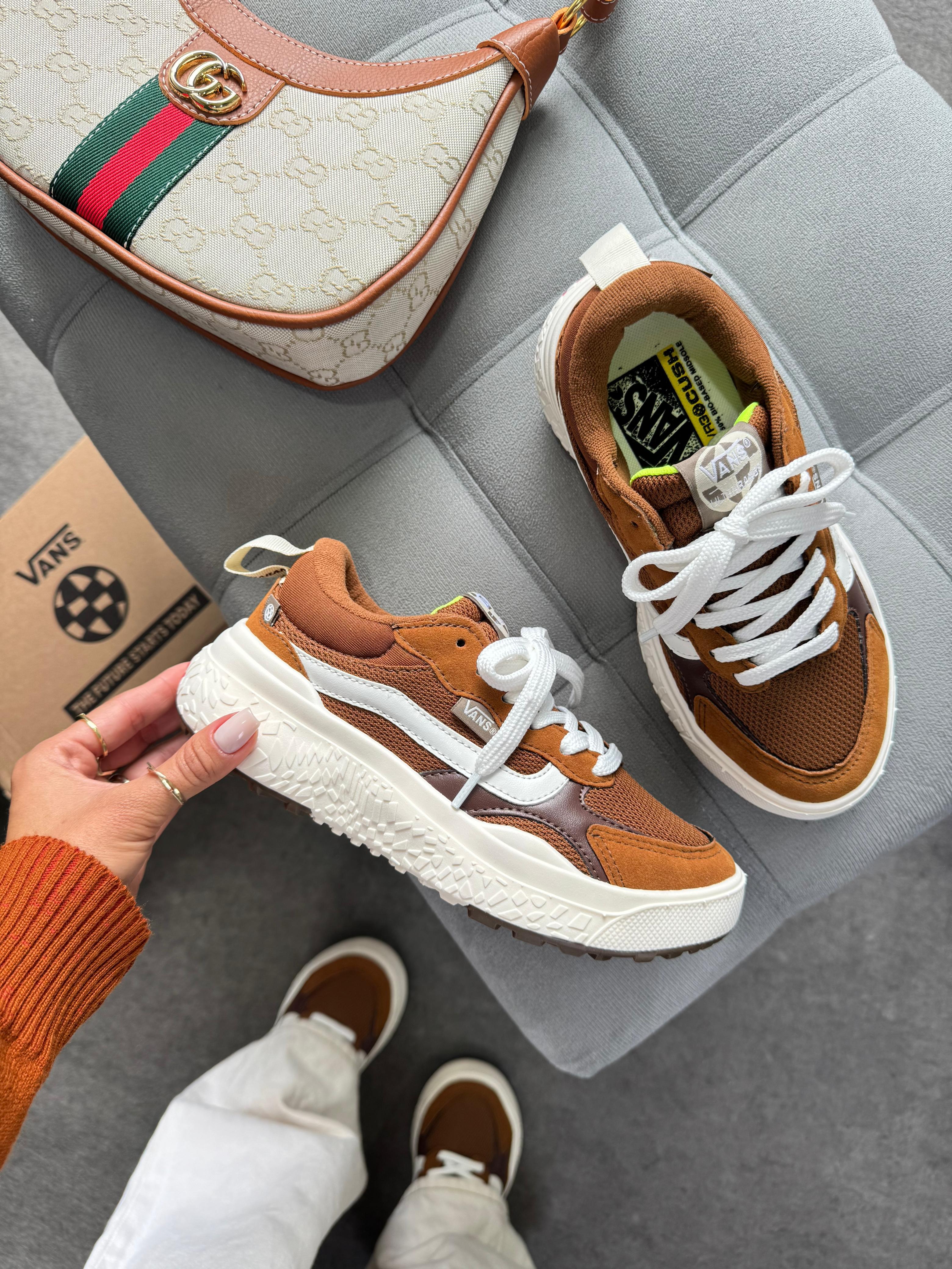 Vans Ultrarange Neo Caramelo Branco