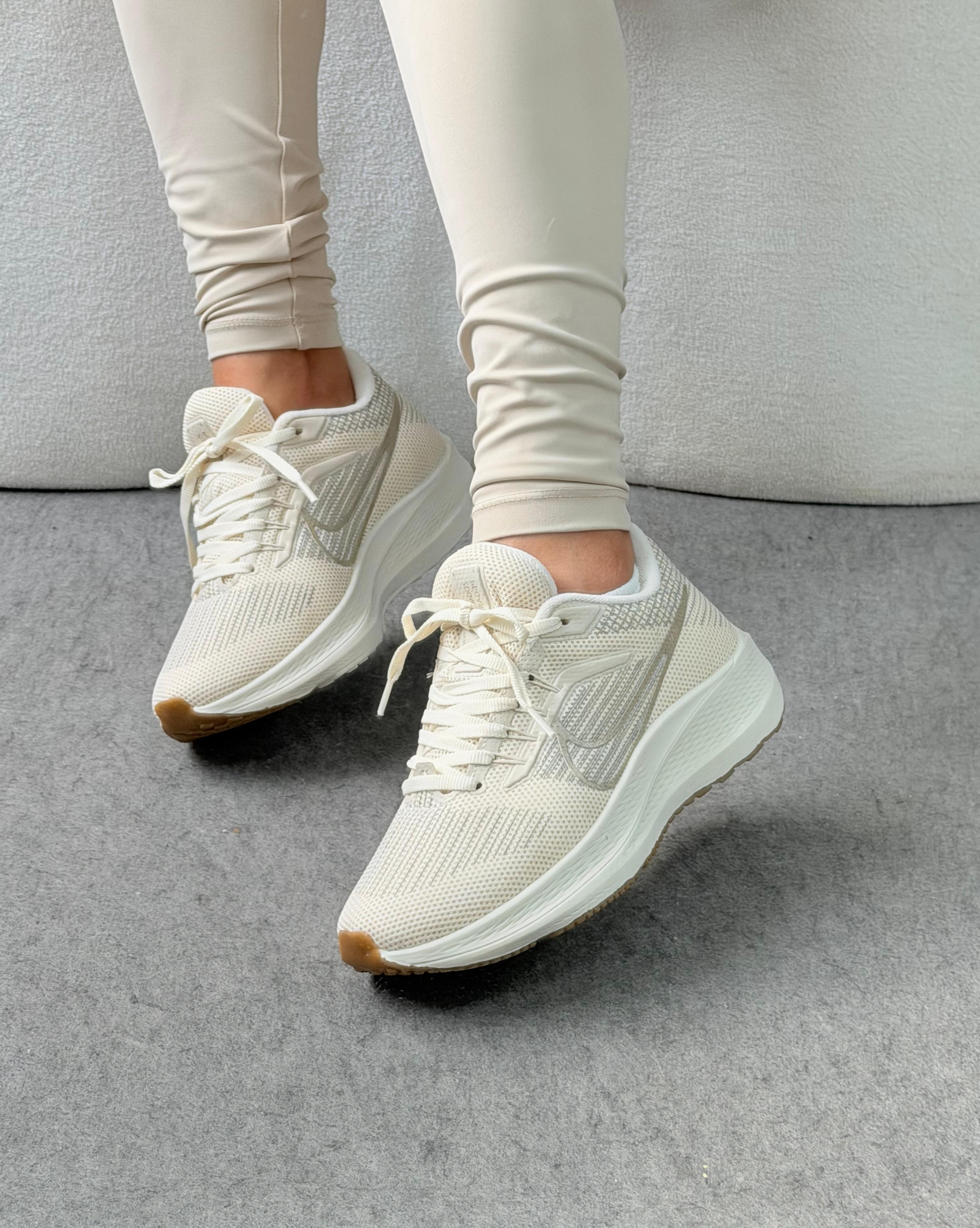 Nike Air Zoom Pegasus 39 Off White Ouro