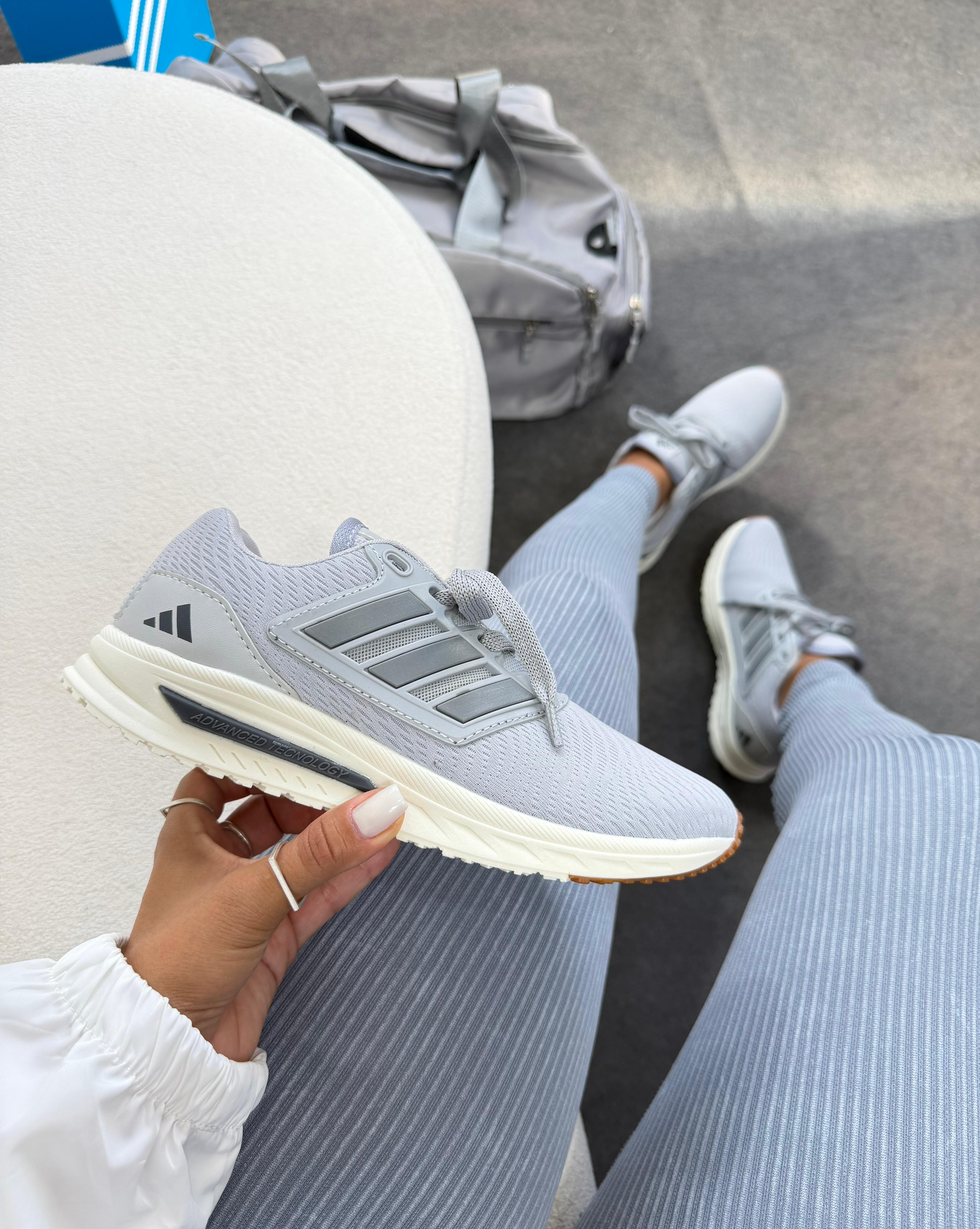 Adidas Advanced Cinza Branco