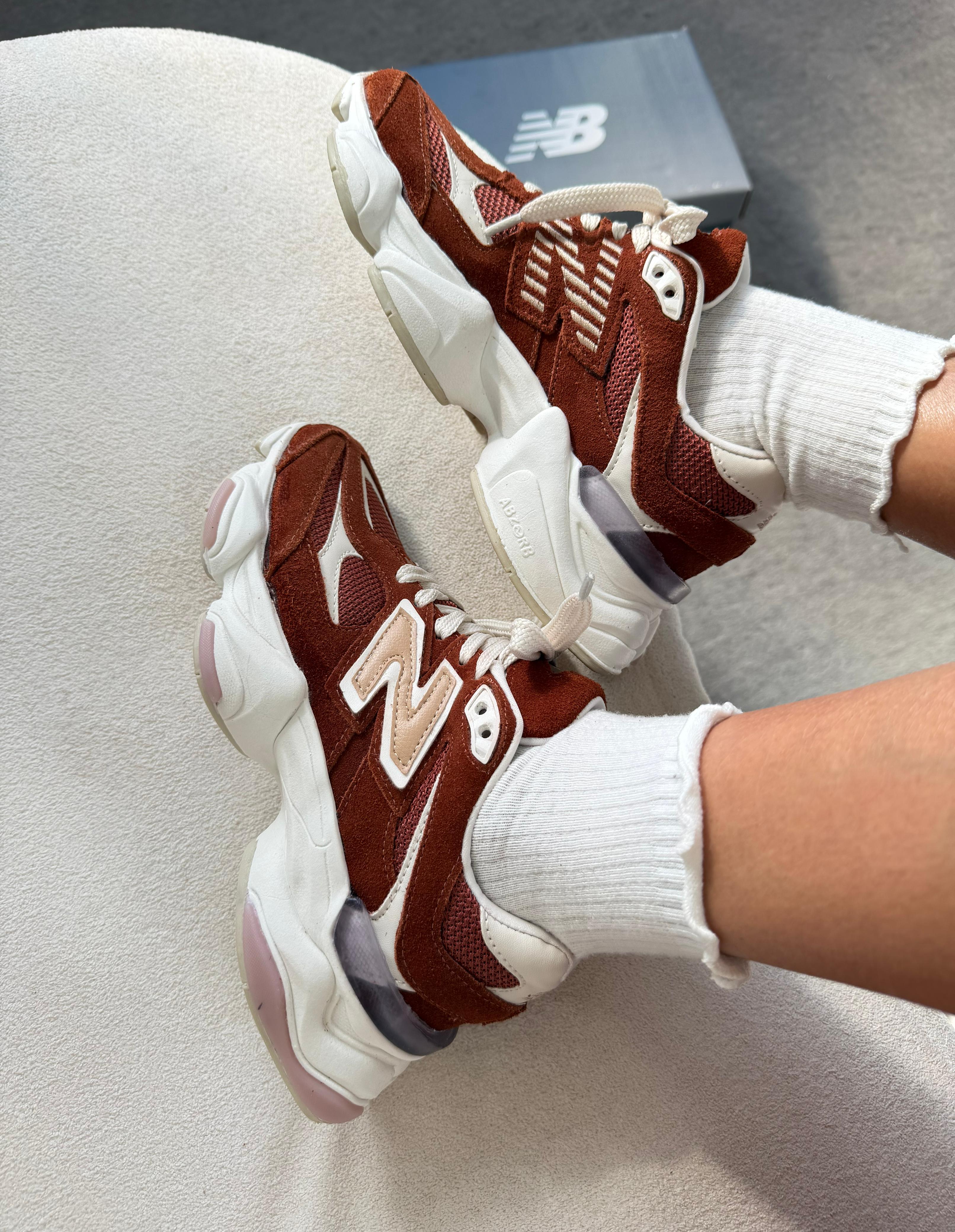 New Balance 9060 Terracota