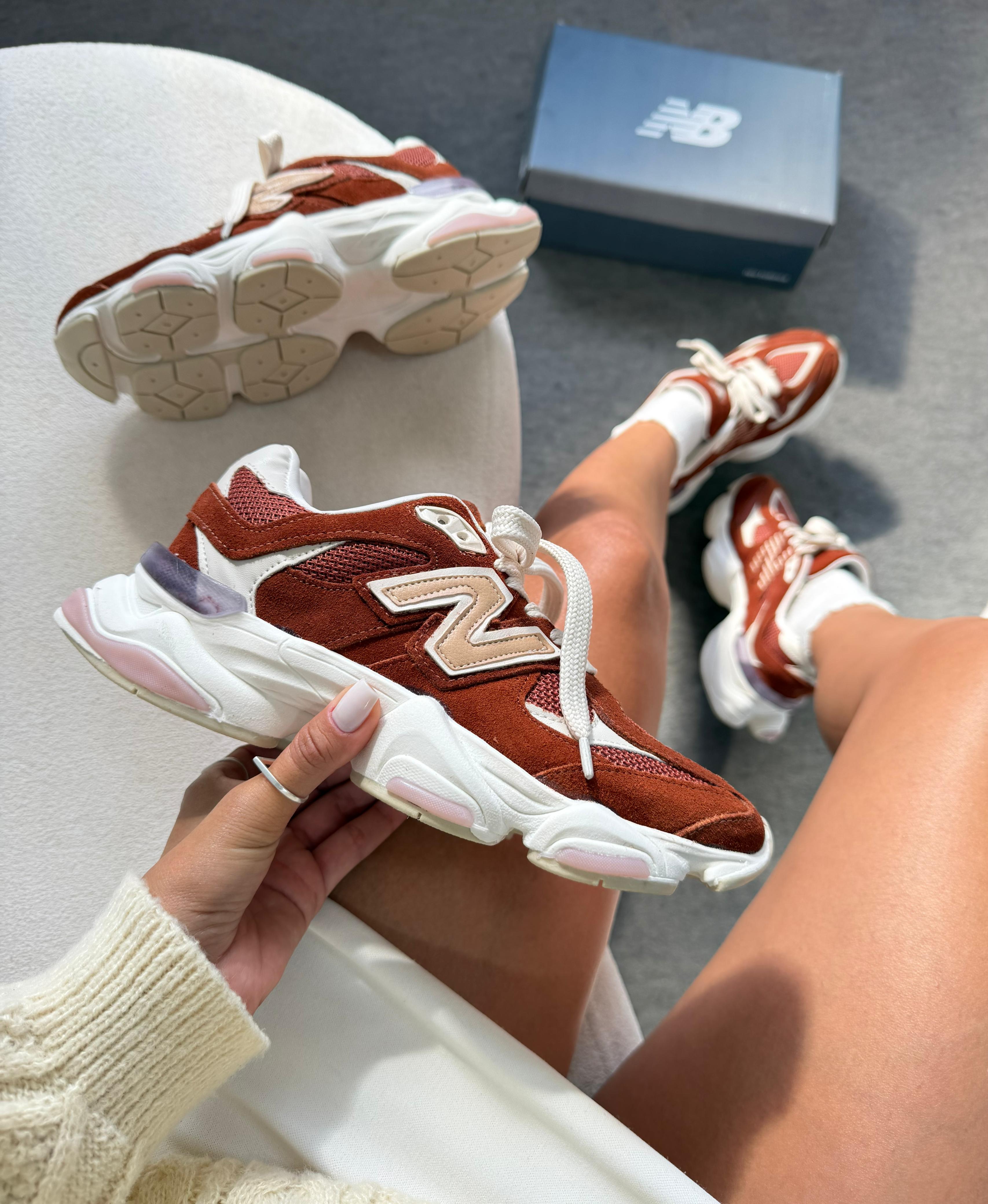New Balance 9060 Terracota