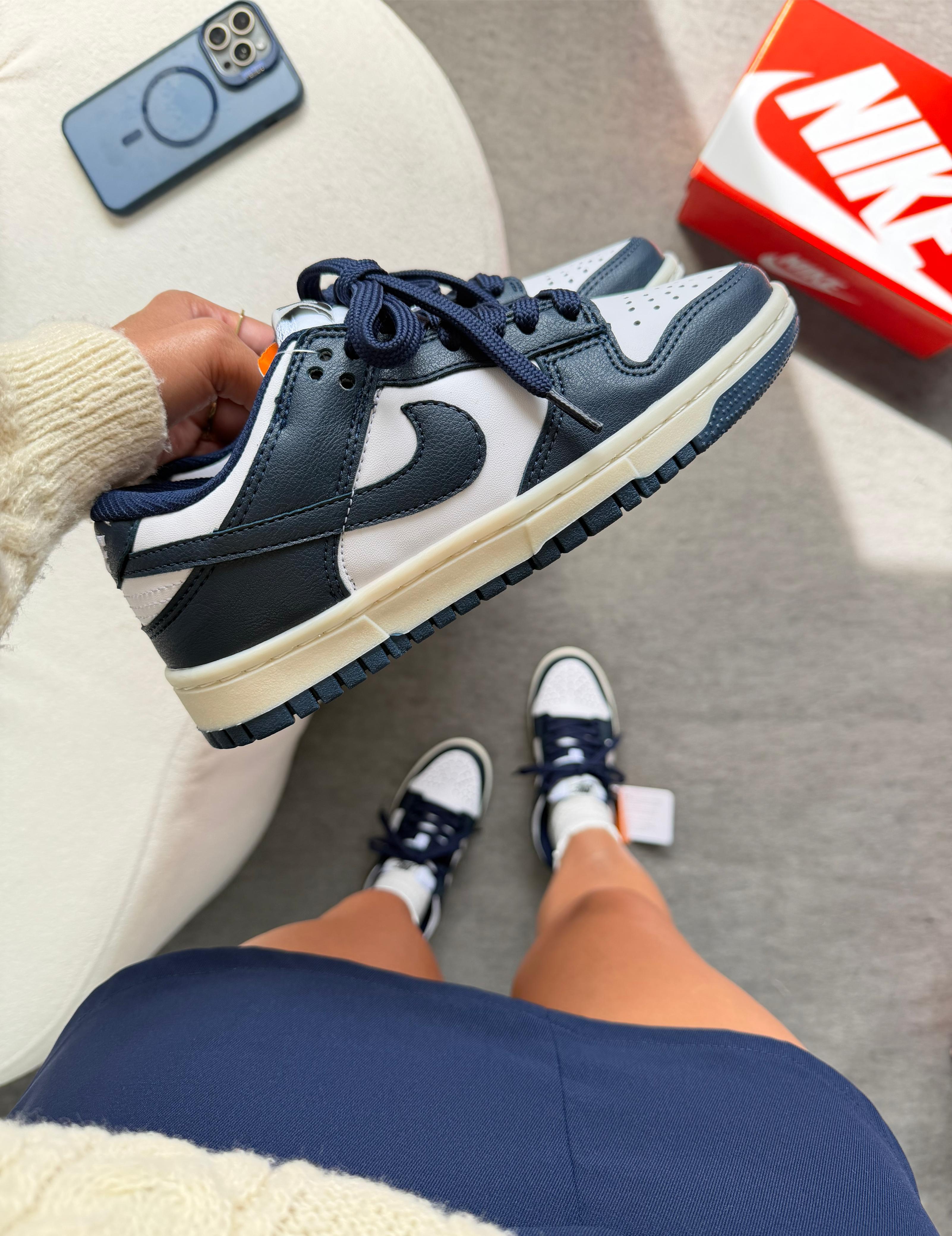 Nike SB Dunk Low Azul Marinho Branco
