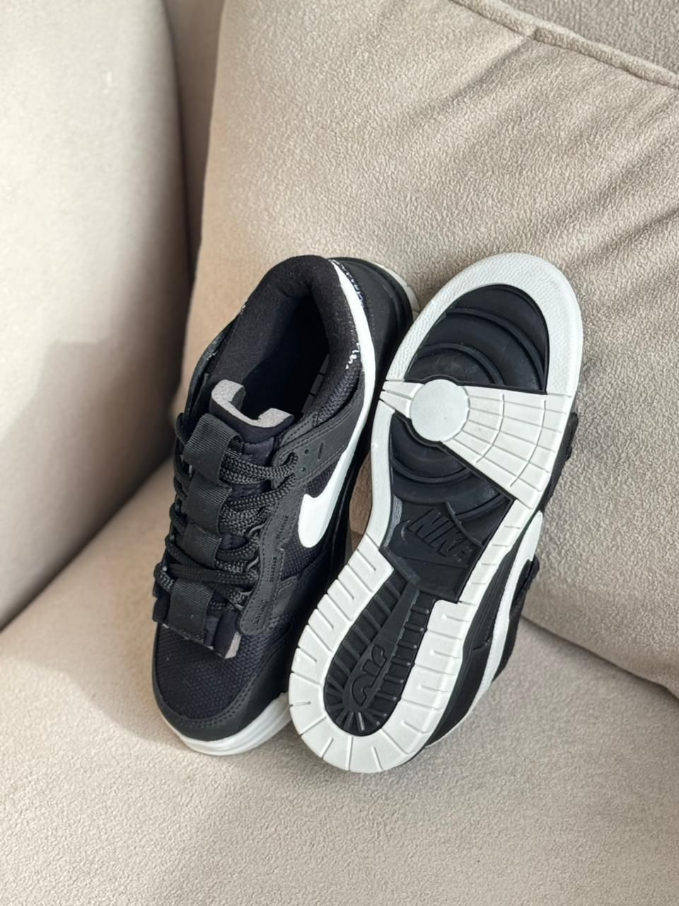 Nike SB Dunk Low Jumbo Reverse Panda Preto Branco