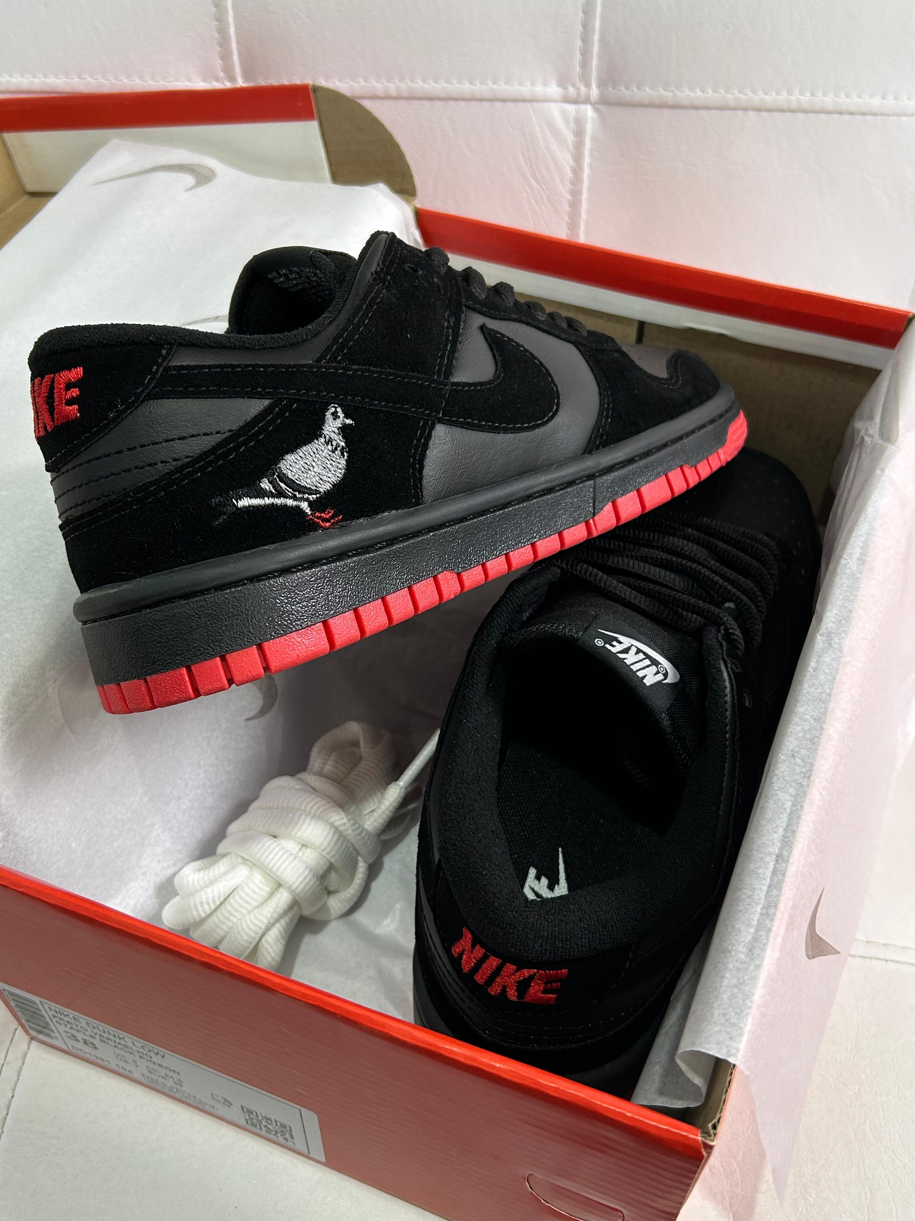 Nike SB Dunk Low Black Pigeon Preto Vermelho