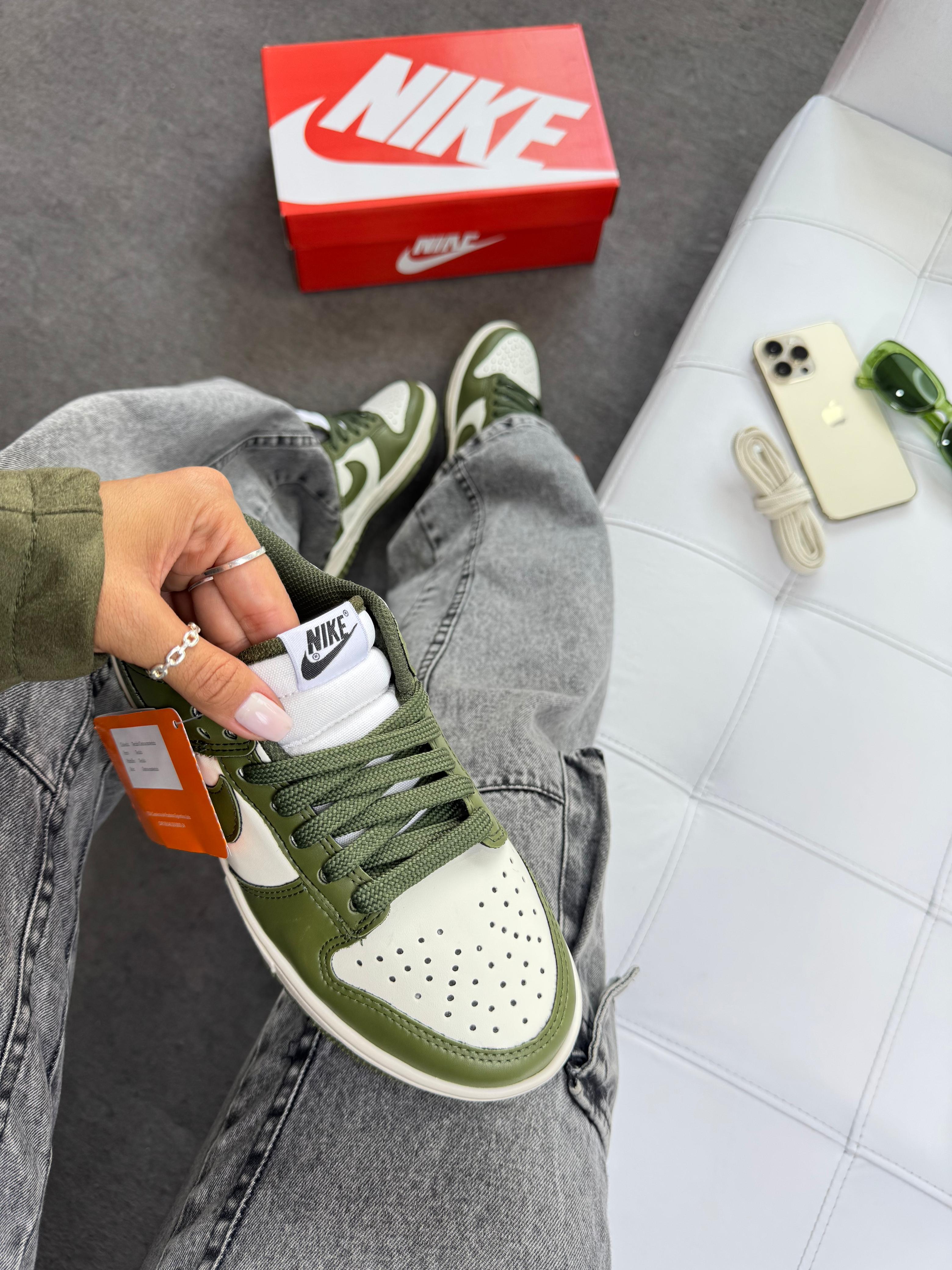 Nike SB Dunk Low Verde Musgo
