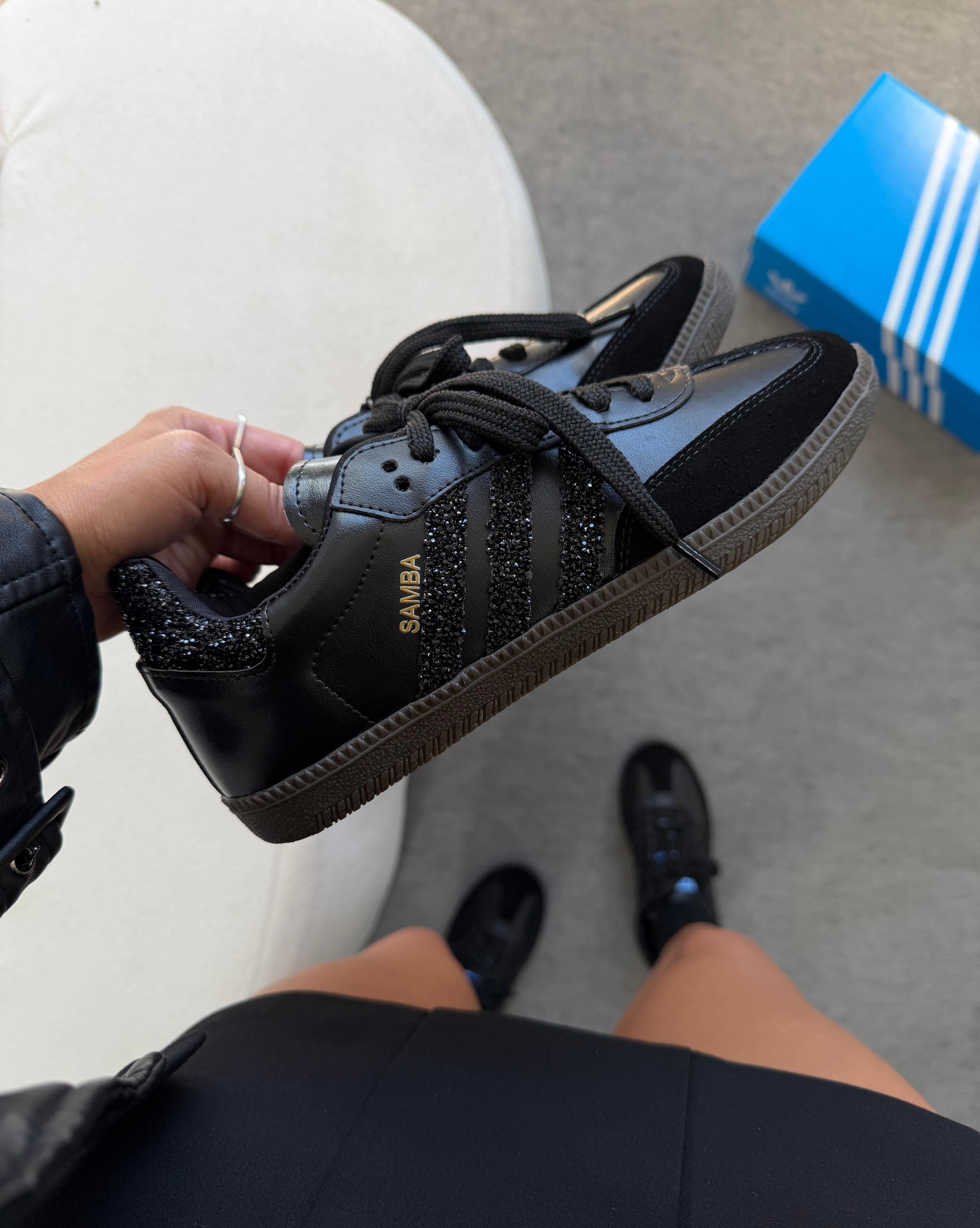 Adidas Samba OG Triple Preto Brilho