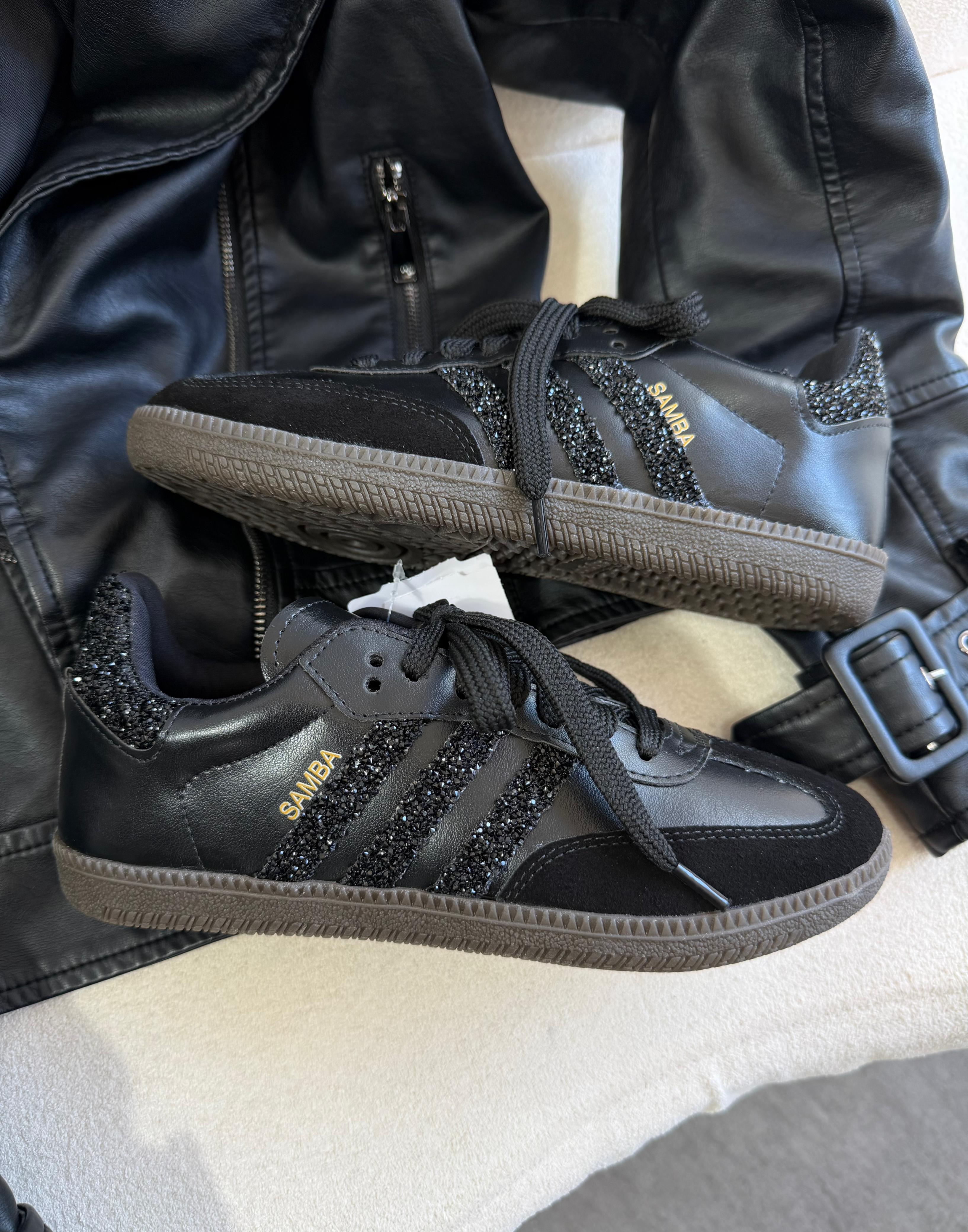 Adidas Samba OG Triple Preto Brilho