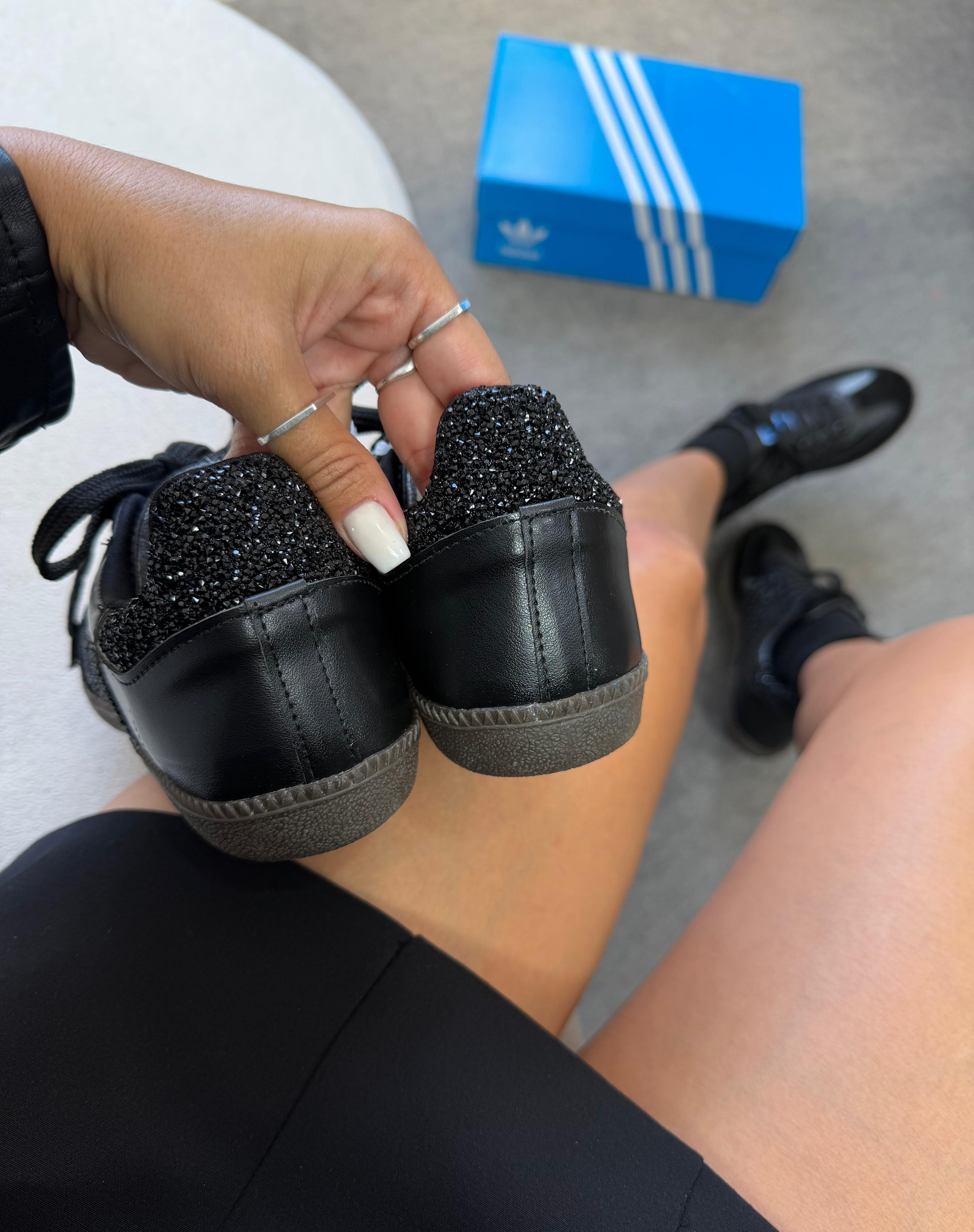 Adidas Samba OG Triple Preto Brilho