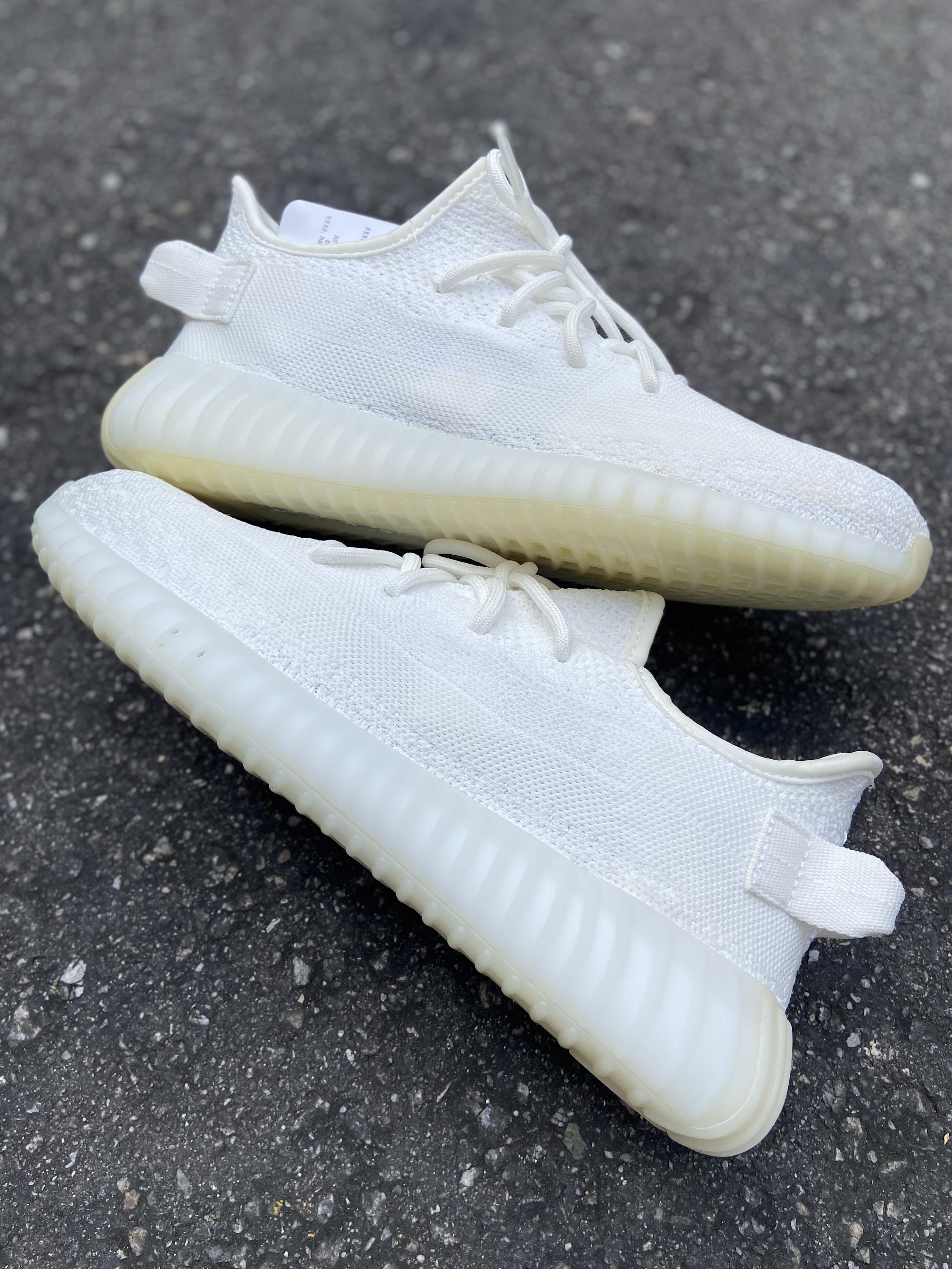 Adidas Yeezy Boost 350 V2 - Cream White