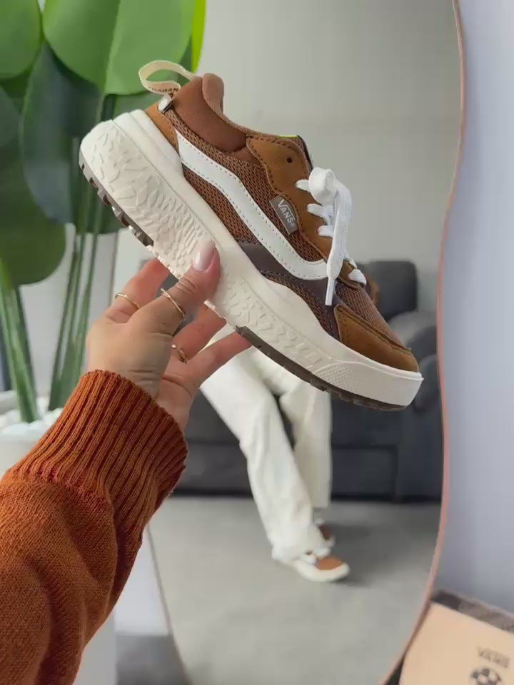 Vans Ultrarange Neo Caramelo Branco